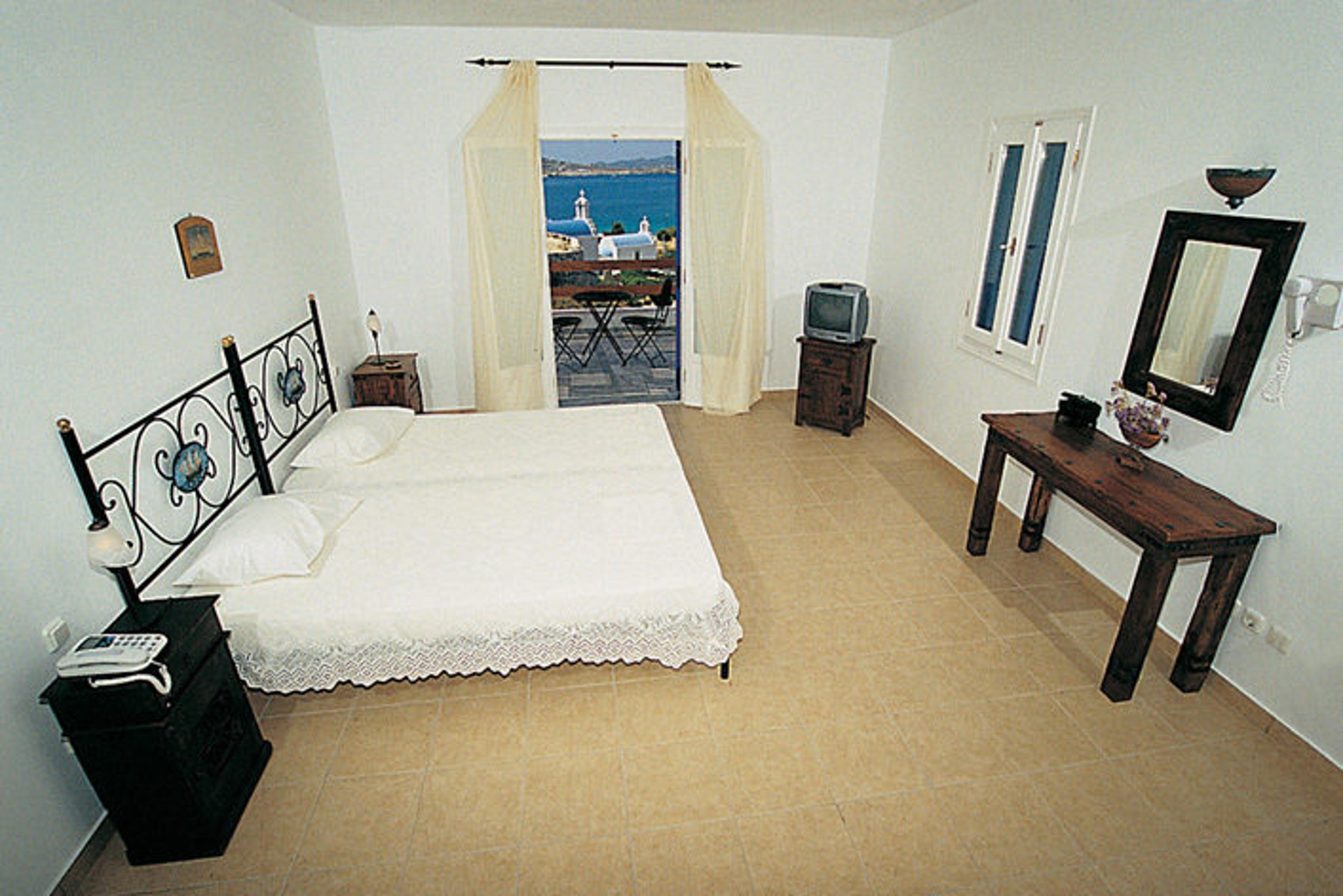 PAROS AGNANTI RESORT AND SPA
