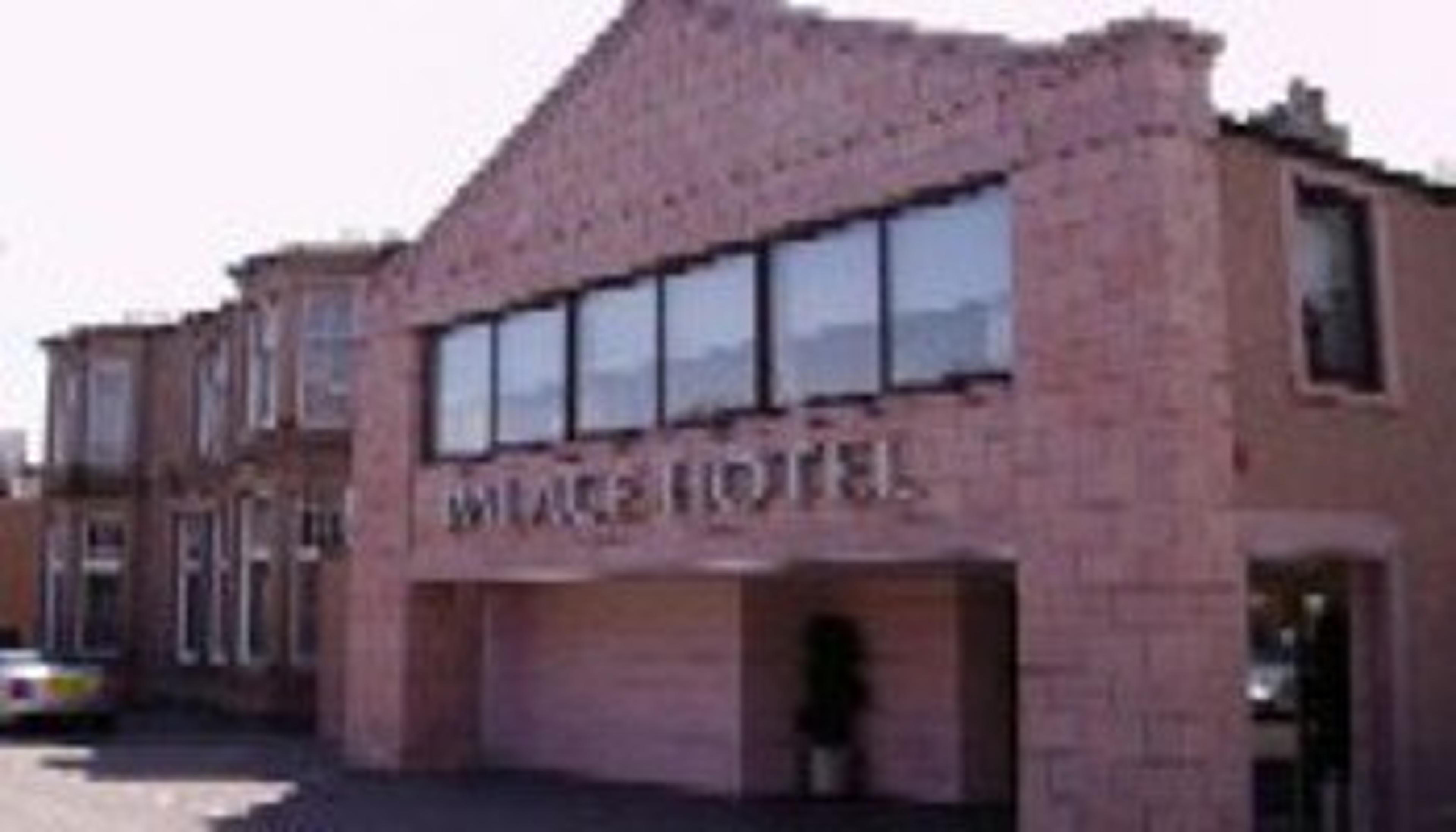 PALACE HOTEL