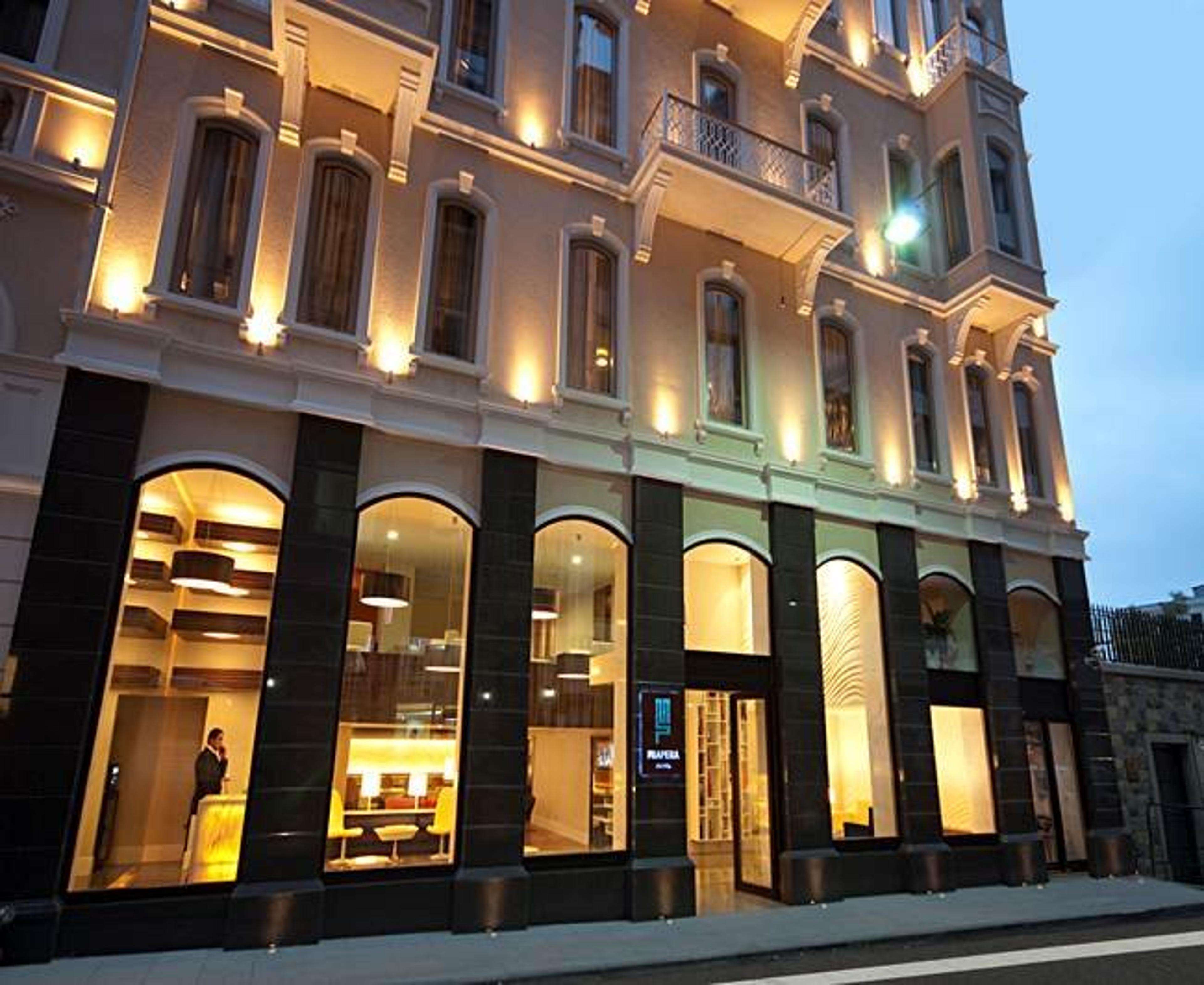 Hotel Photo 1