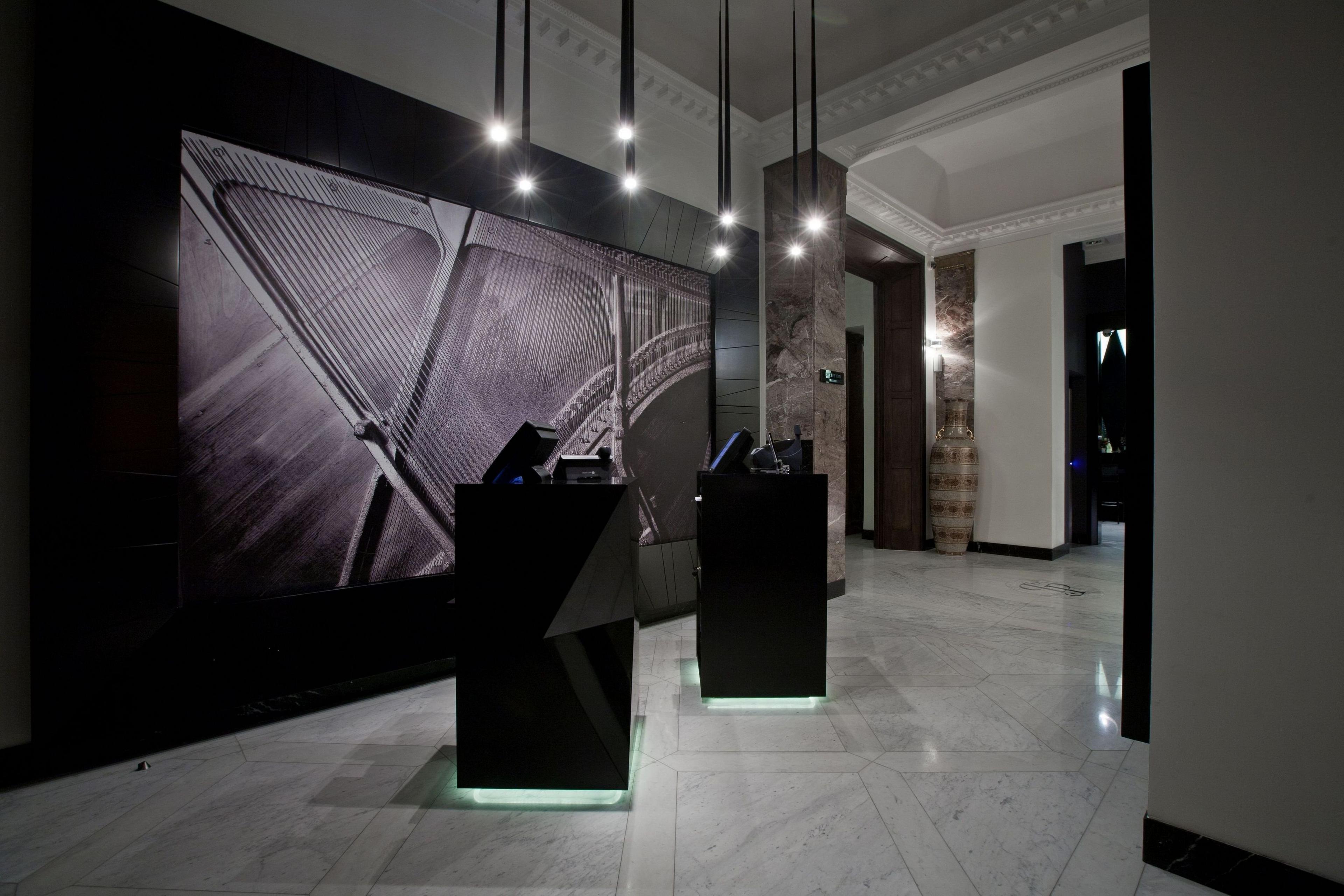 PLATINUM PALACE HOTEL
