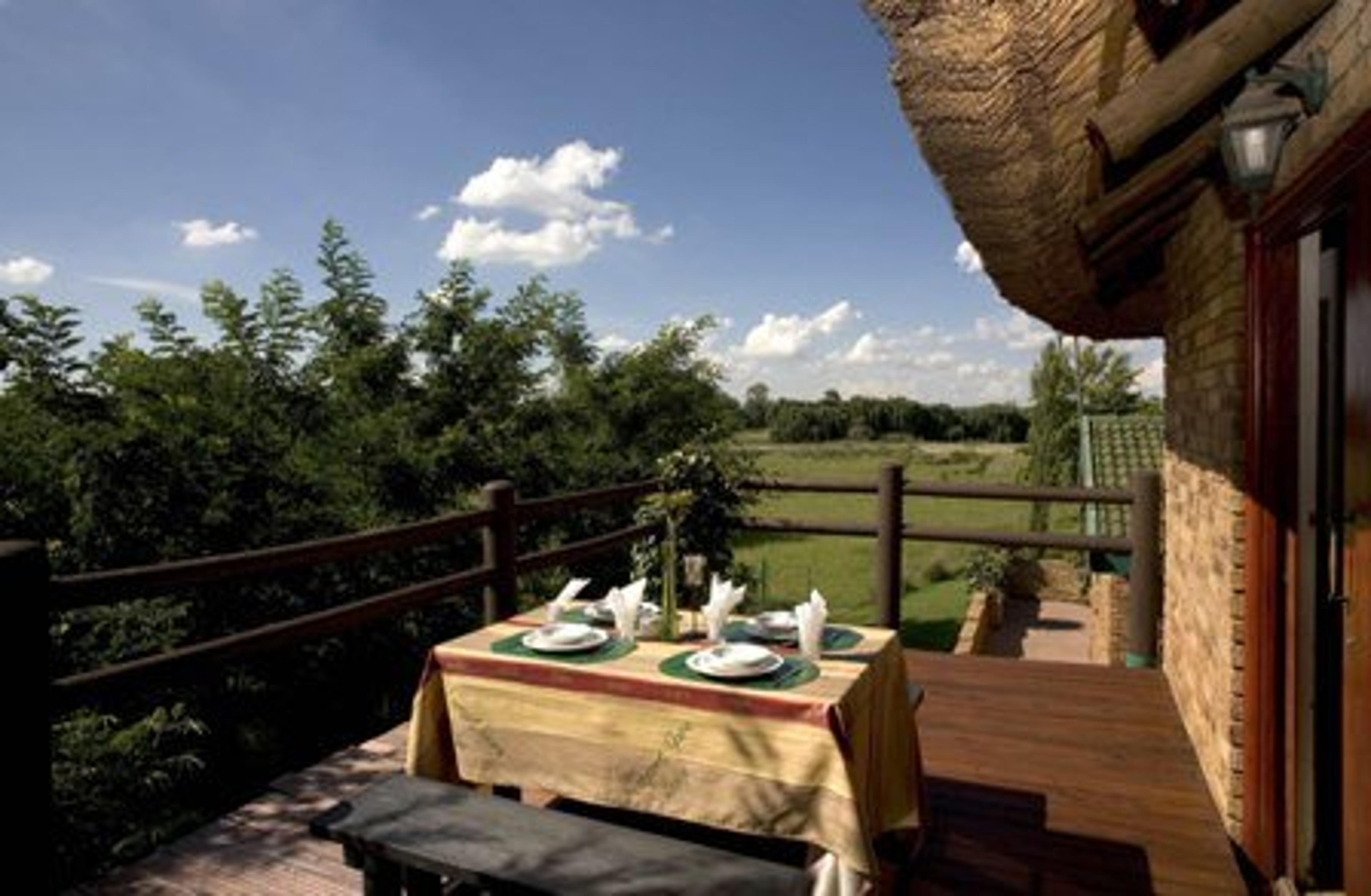 AIRPORT GAME LODGE