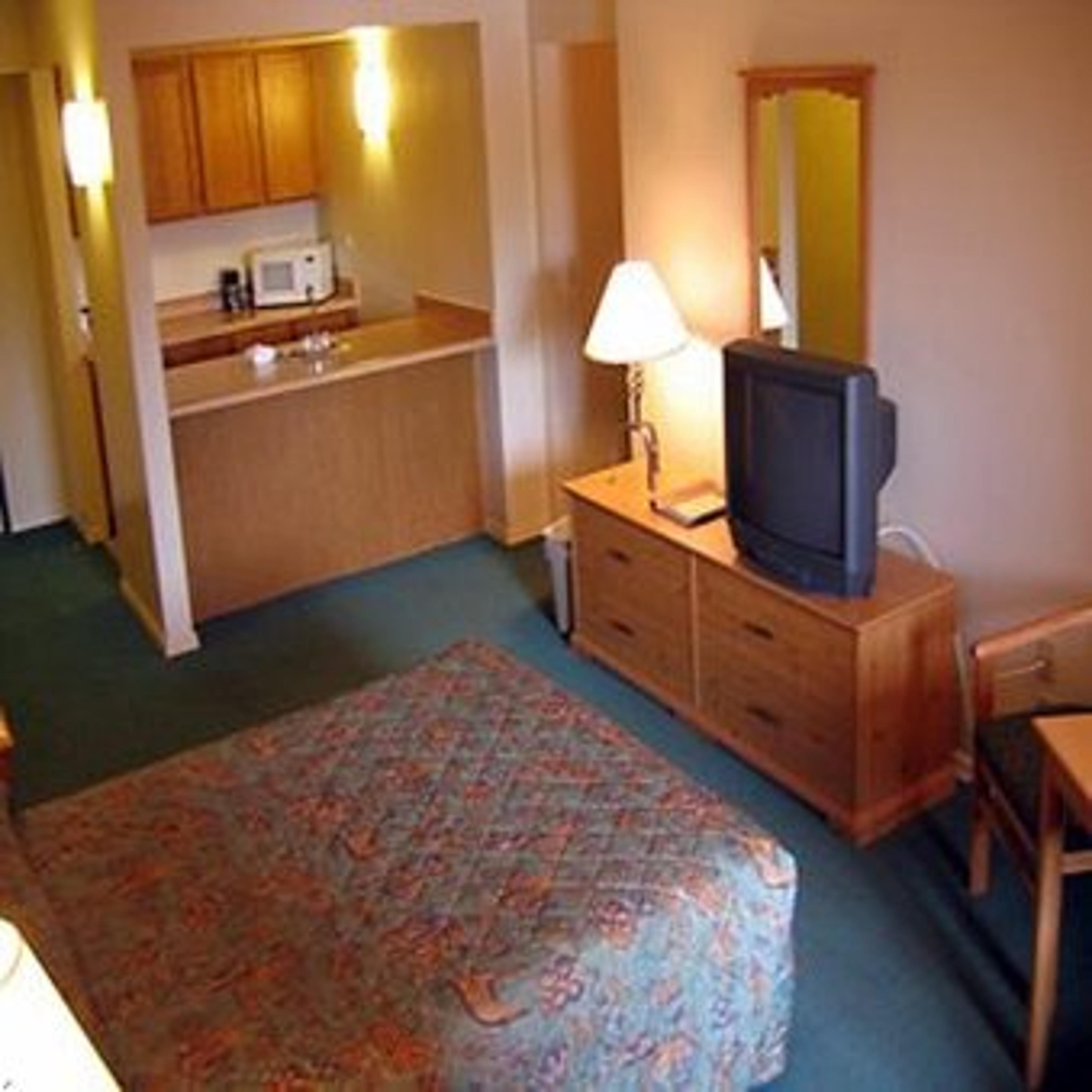 THE LODGE