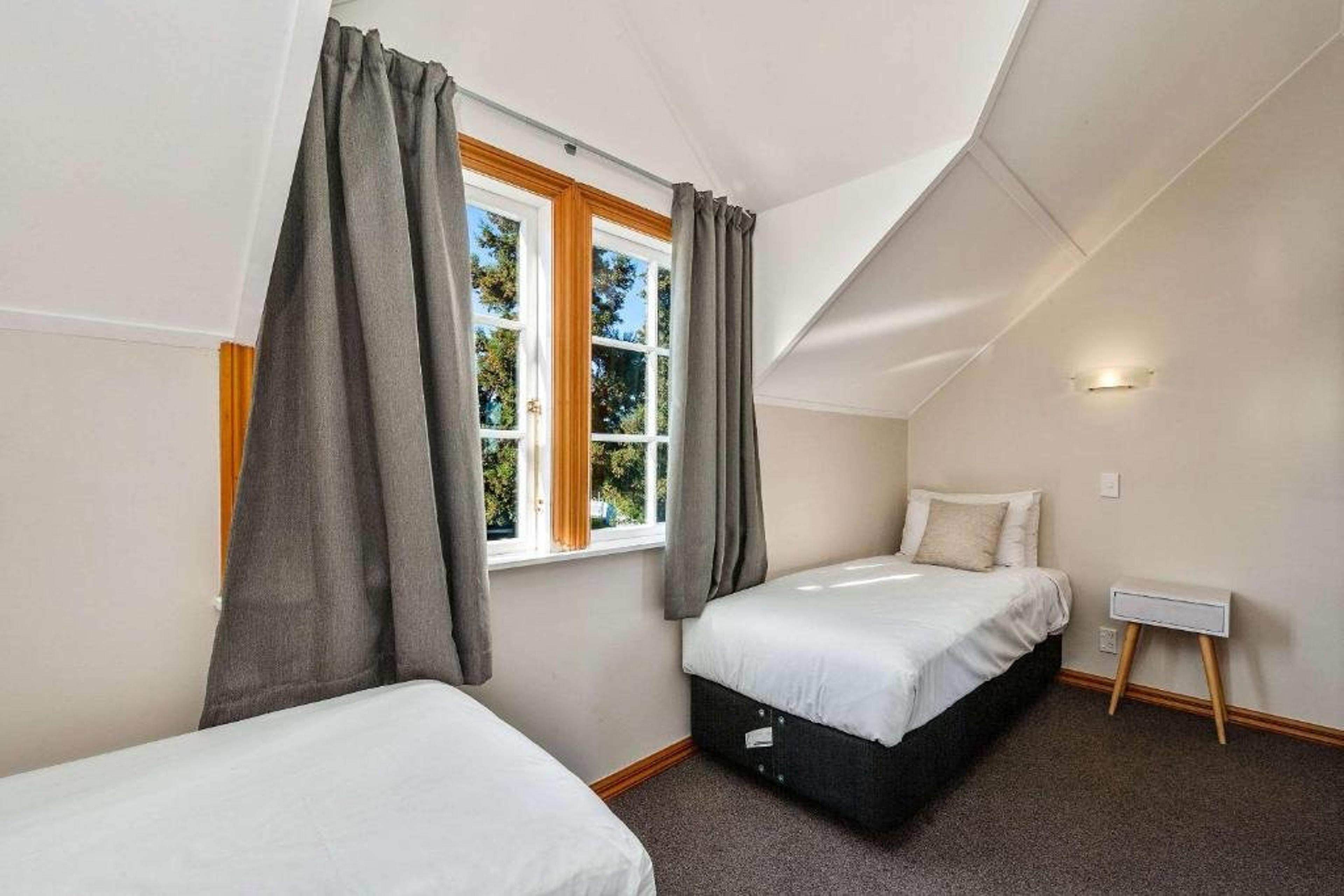 HUKA FALLS RESORT