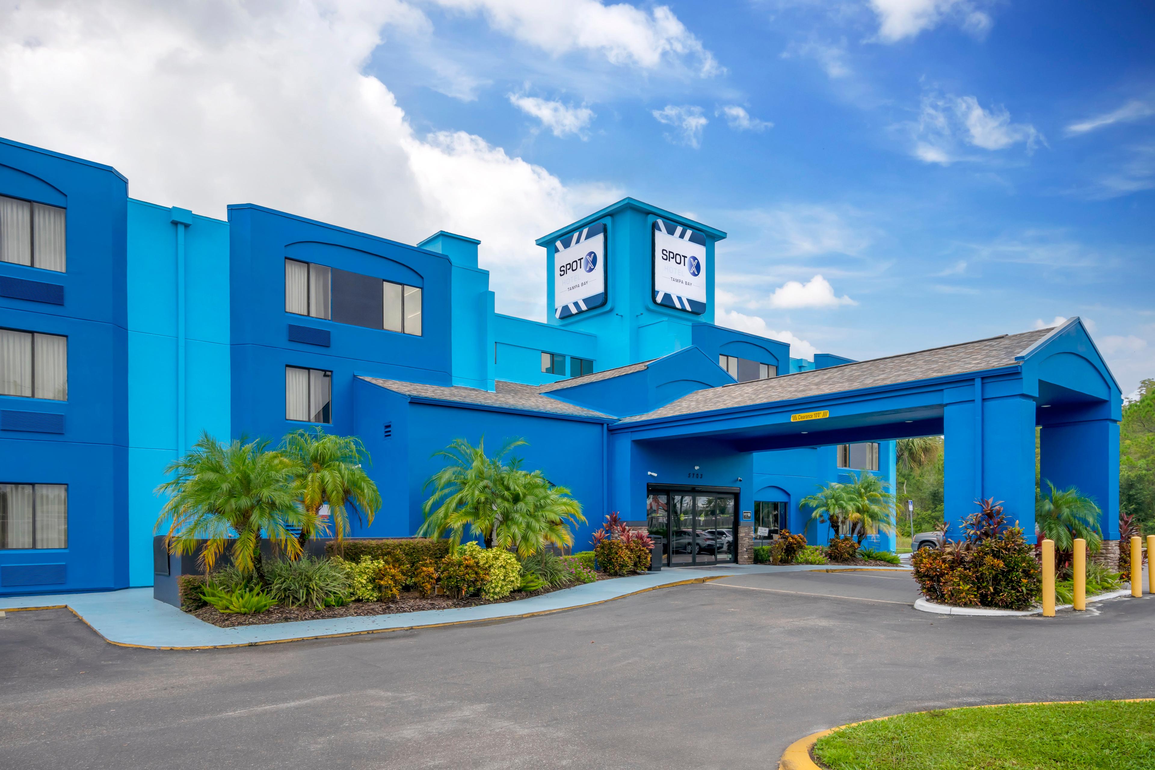 SPOT X HOTEL TAMPA - WESLEY CHAPEL