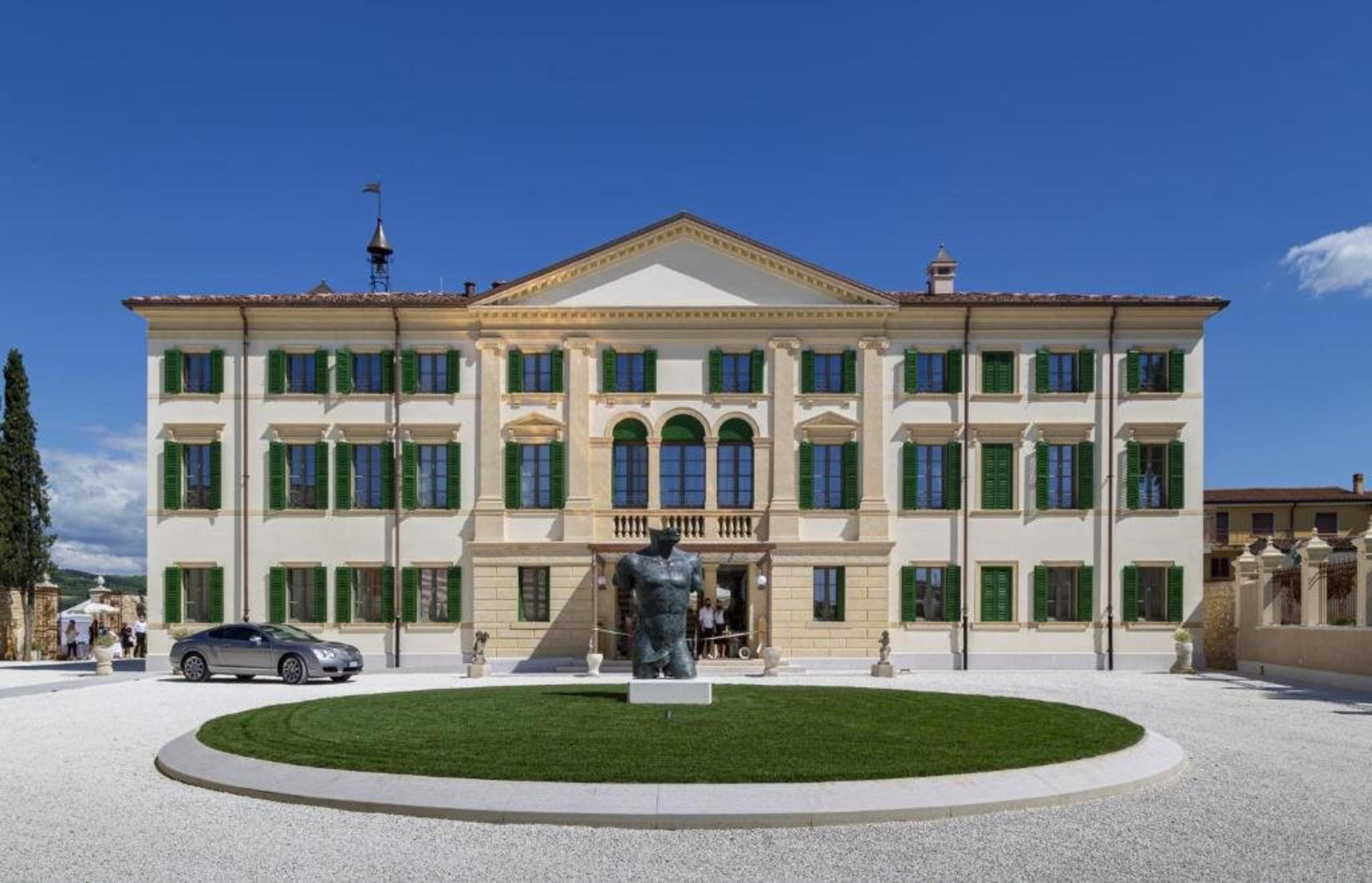 VILLA ZOPPI