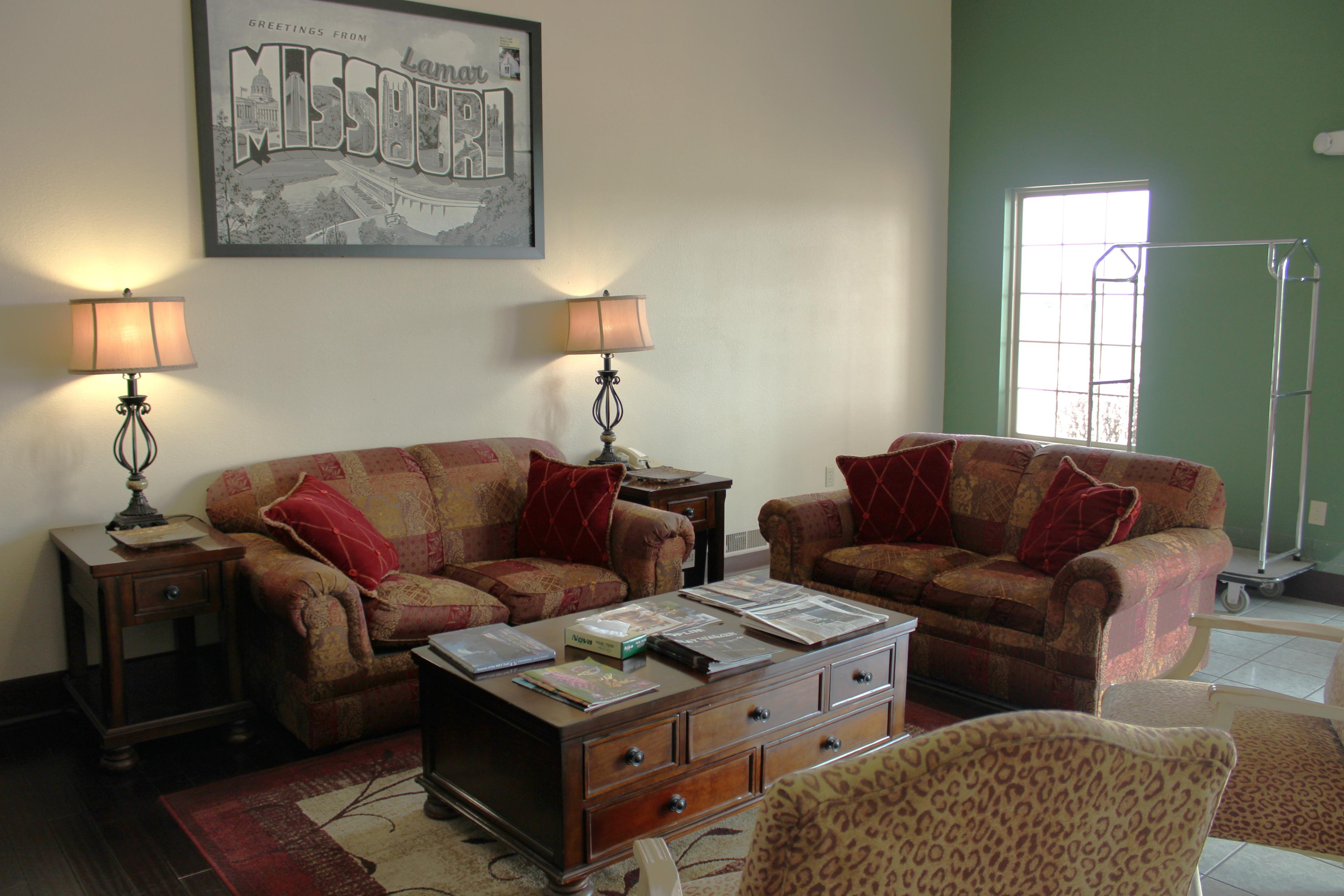Boarders Inn and Suites Lamar