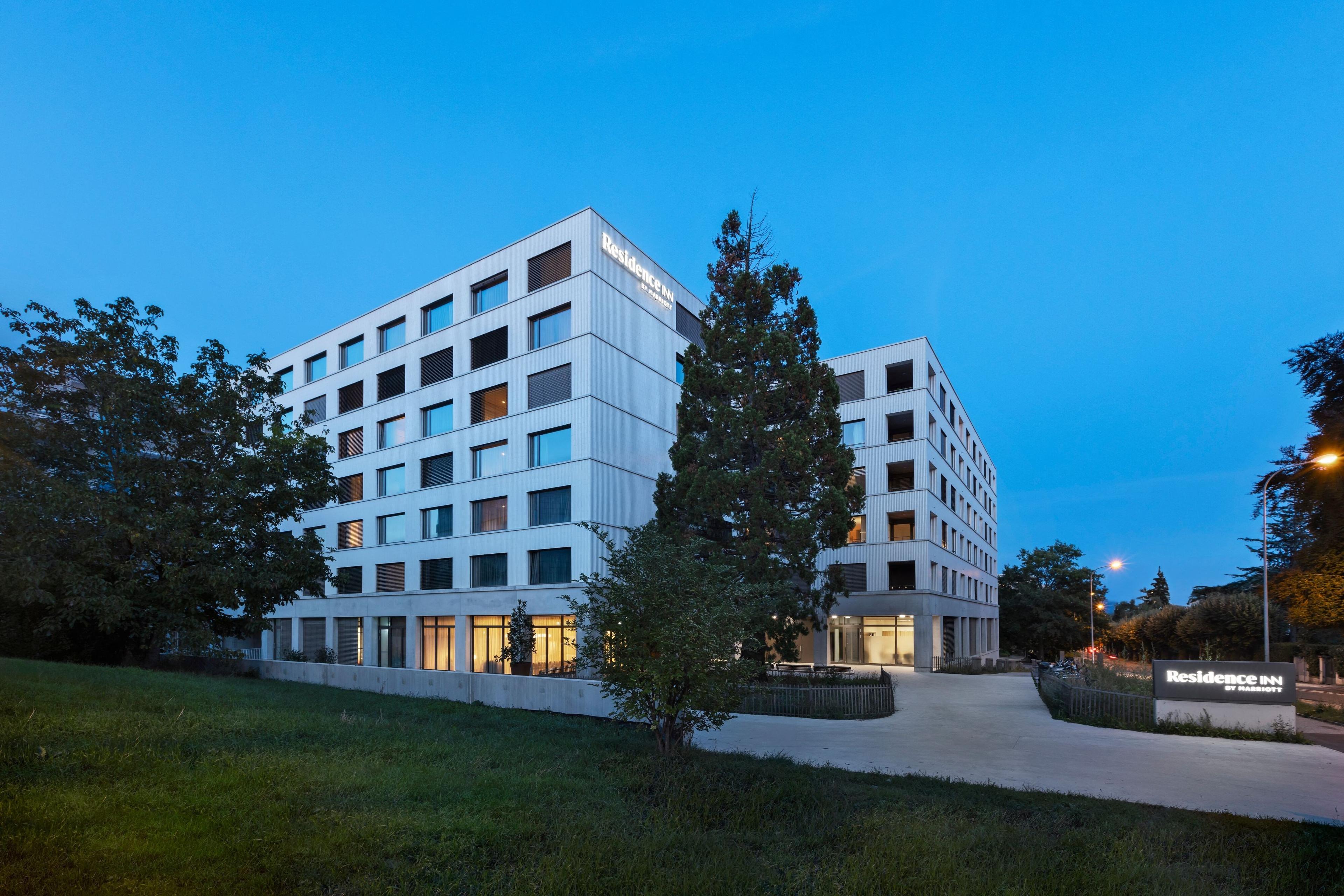 Hotel Photo 1