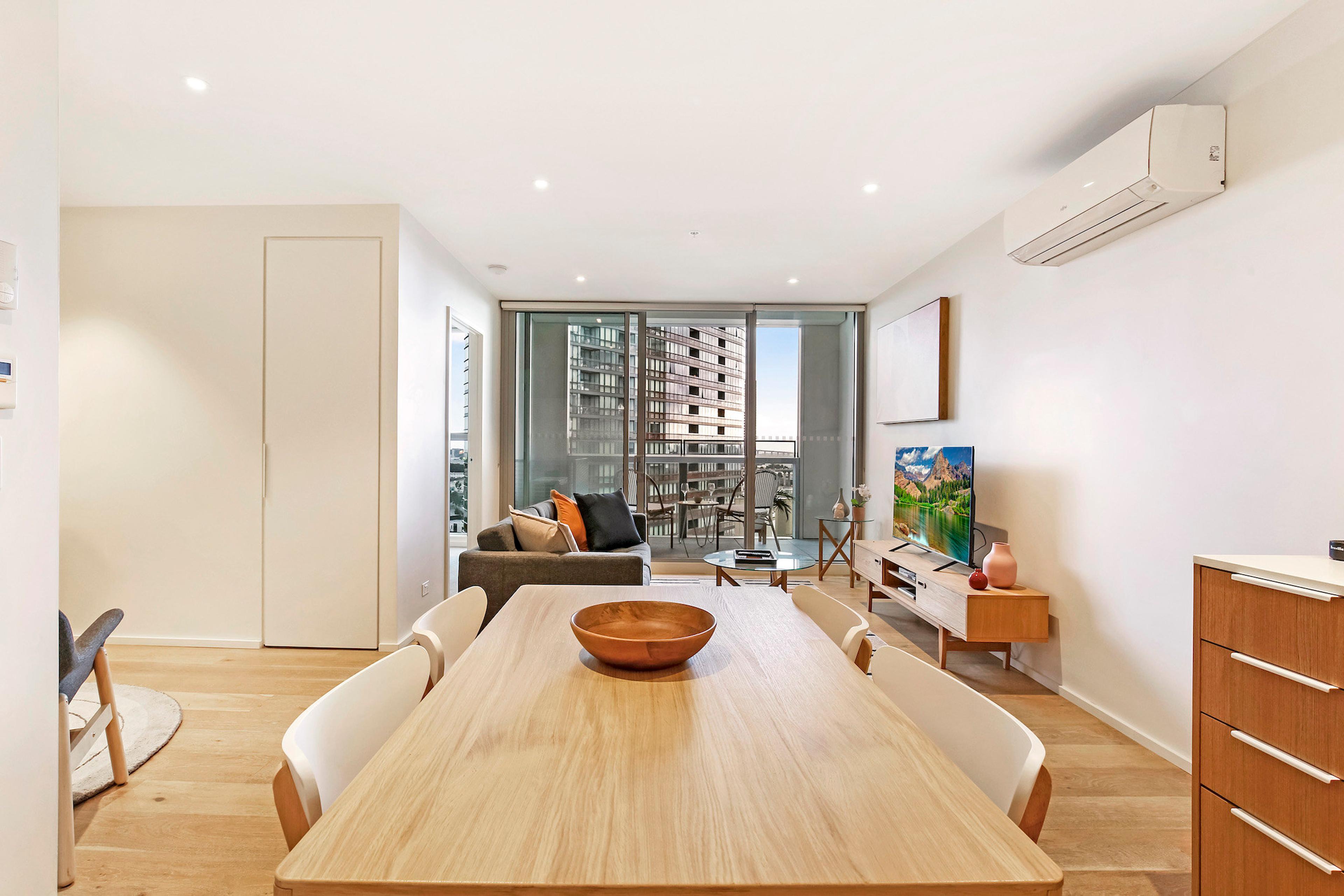 Astra Apartments Docklands