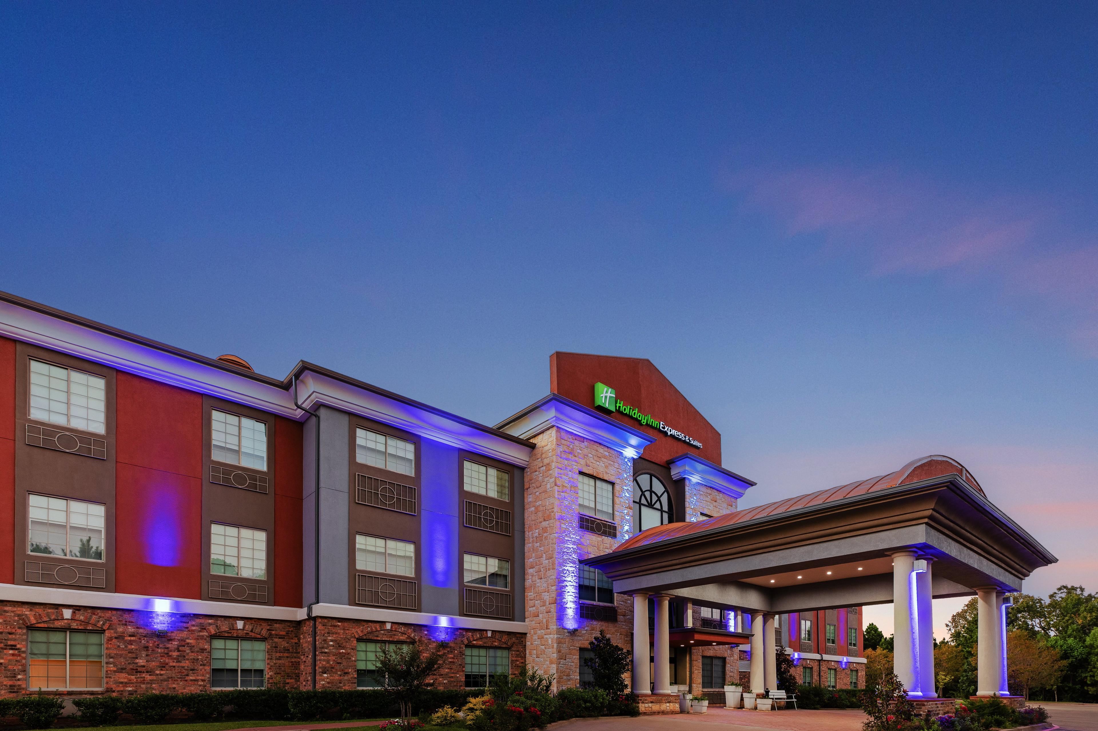 HOLIDAY INN EXP STES HENDERSON BY I