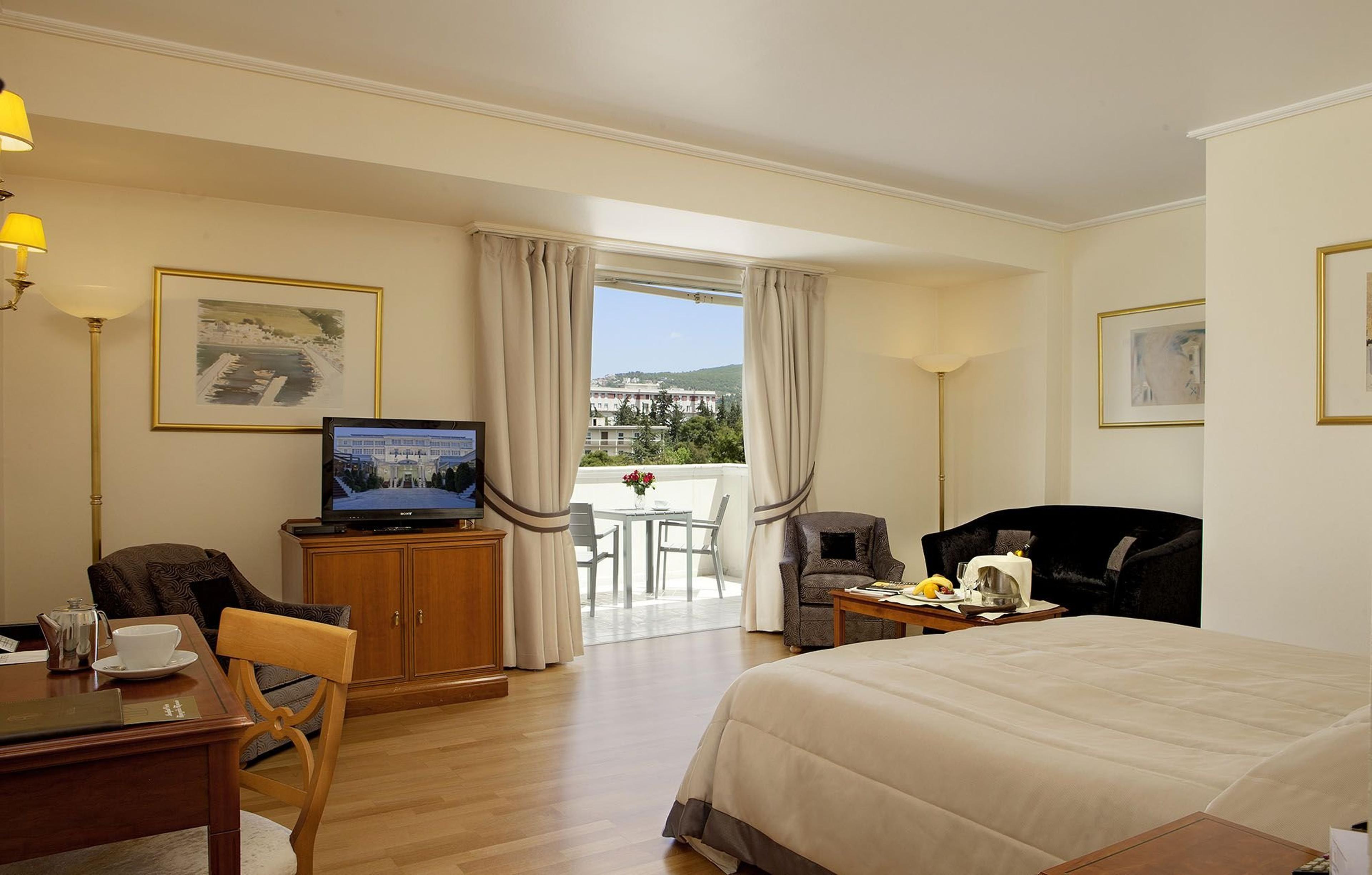 THEOXENIA PALACE HOTEL