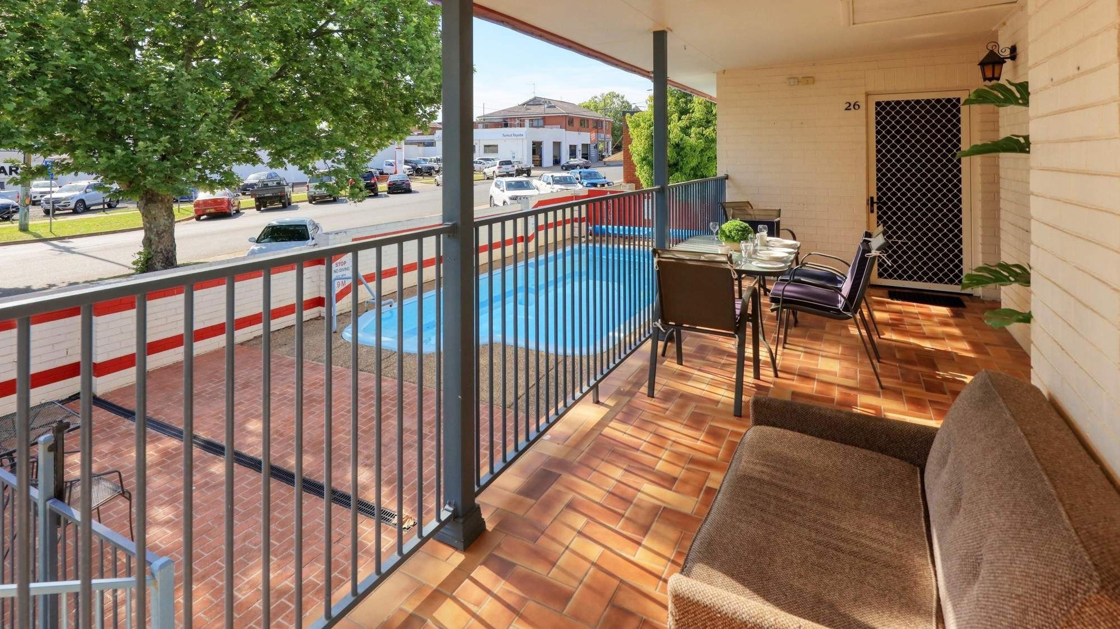 TUMUT FARRINGTON MOTEL