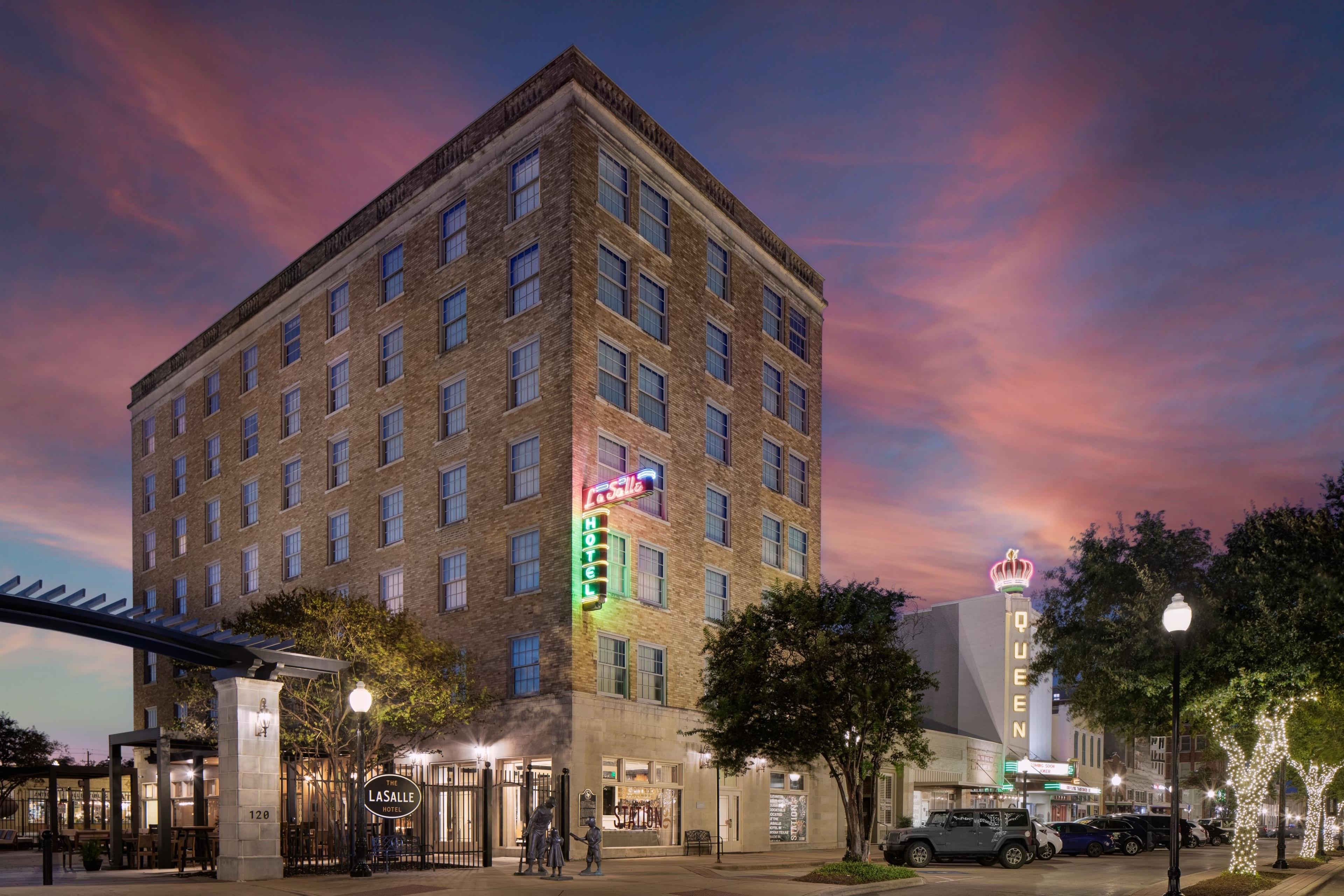 The LaSalle Hotel Bryan College Station a Tribute Portfolio Hotel