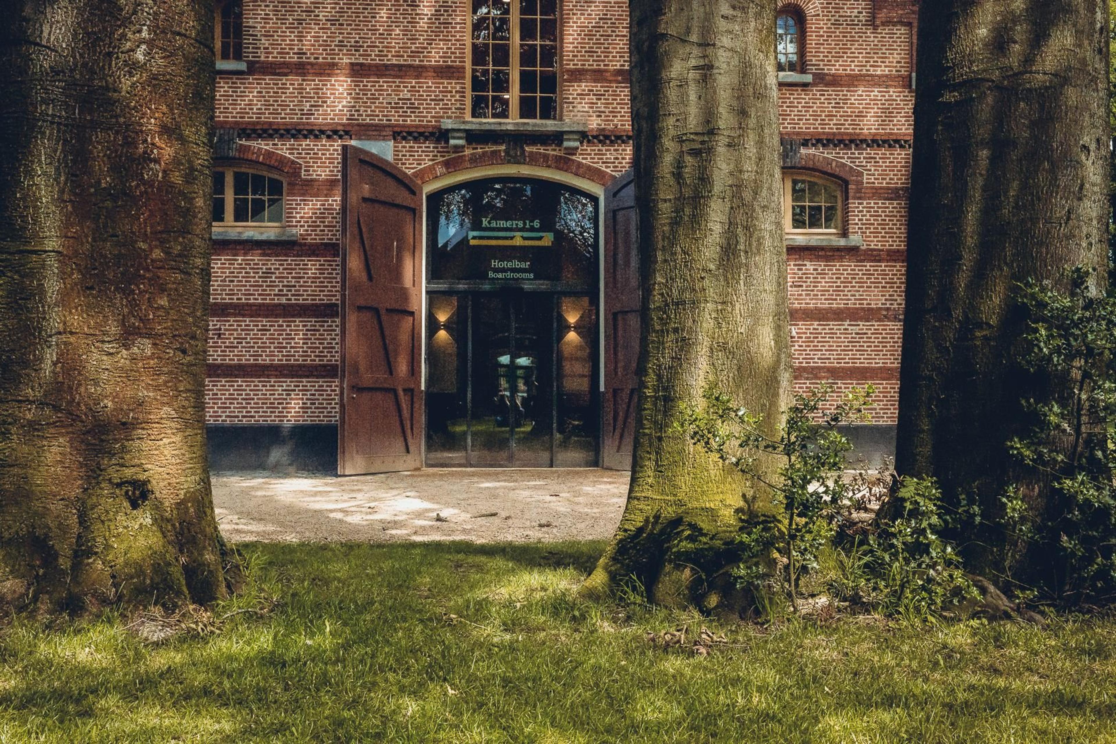 Hotel Photo 1