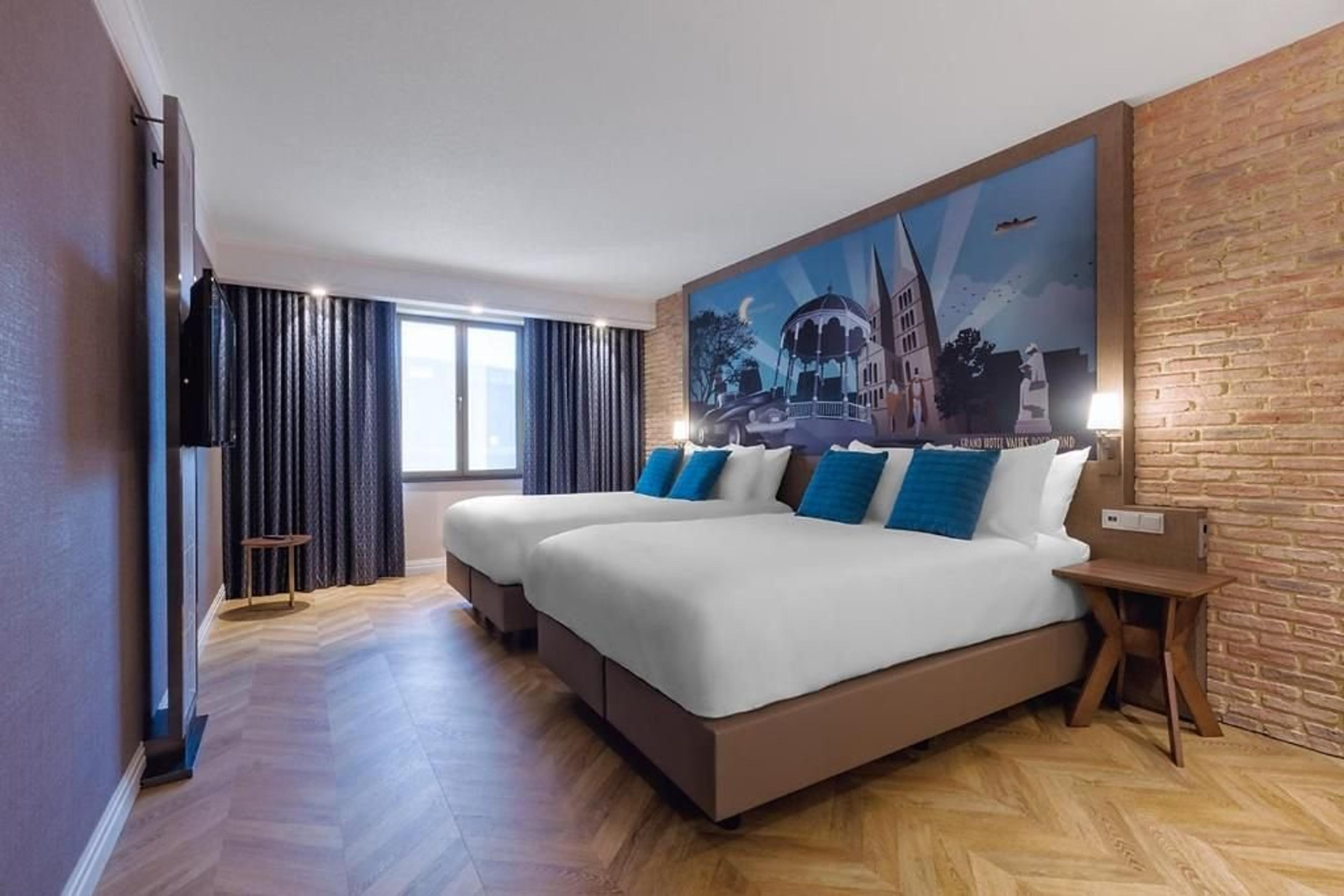 GRAND HOTEL VALIES