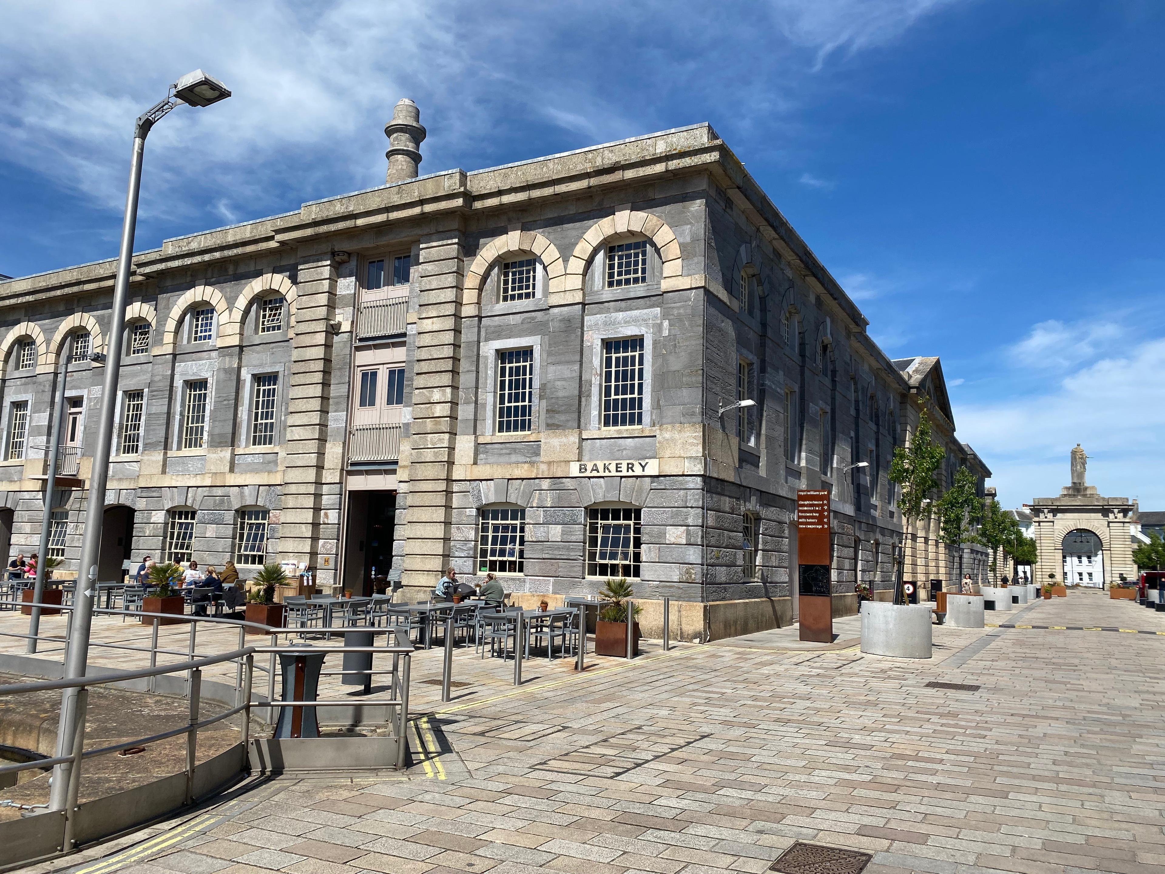 ROYAL WILLIAM YARD APARTMENTS