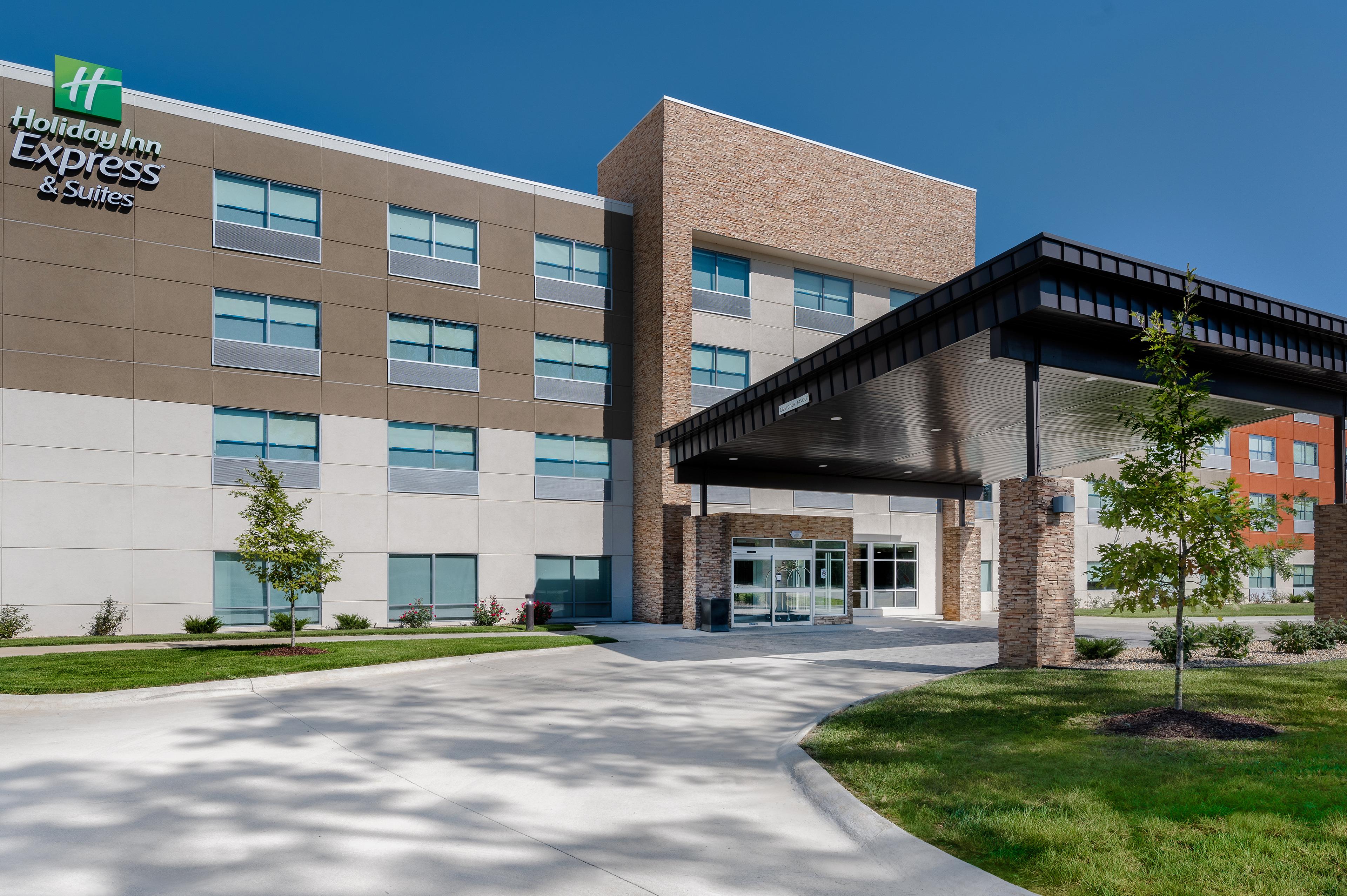 HOLIDAY INN EXP STES ALTON BY IHG