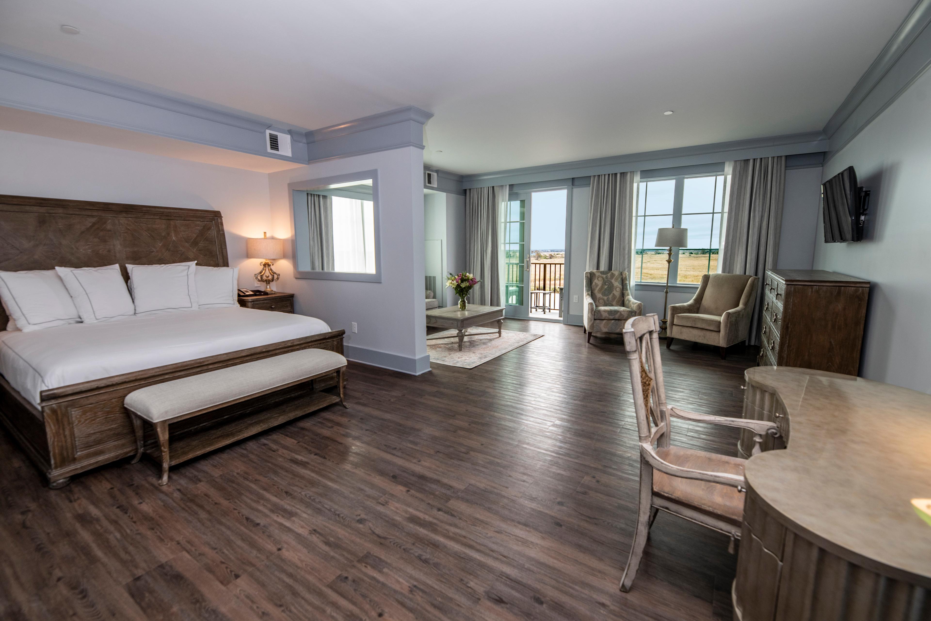 OAKS ON THE RIVER RESORT
