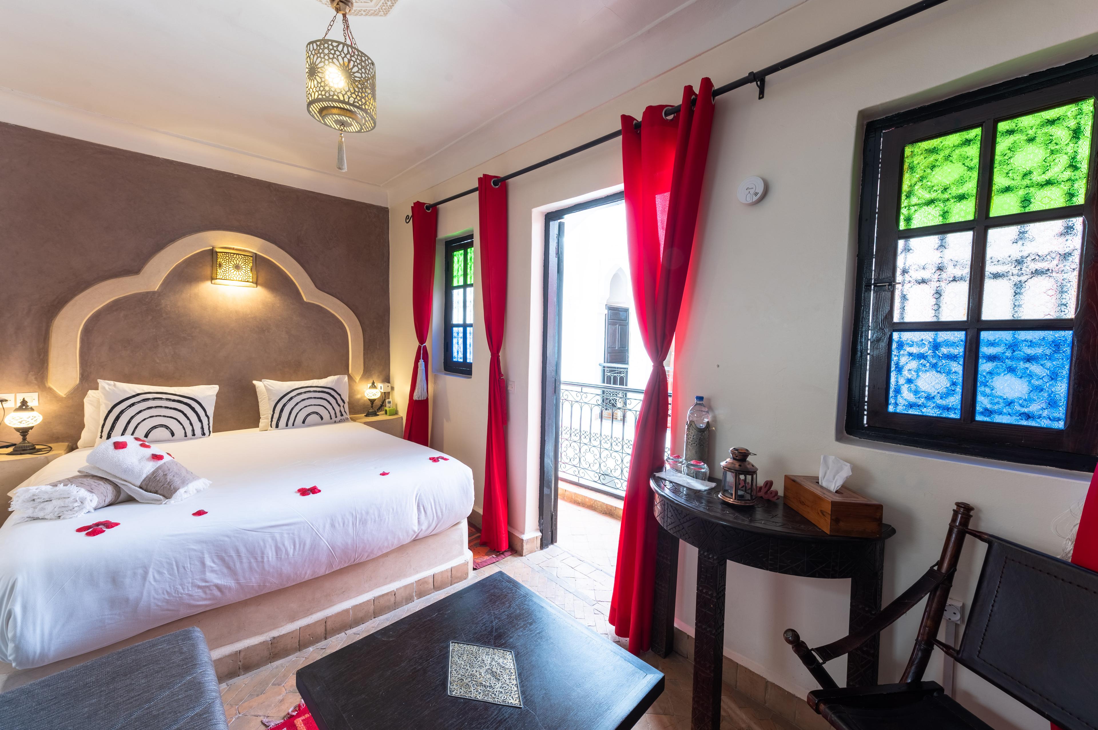 RIAD MBOJA - CHEZ ALI BABA