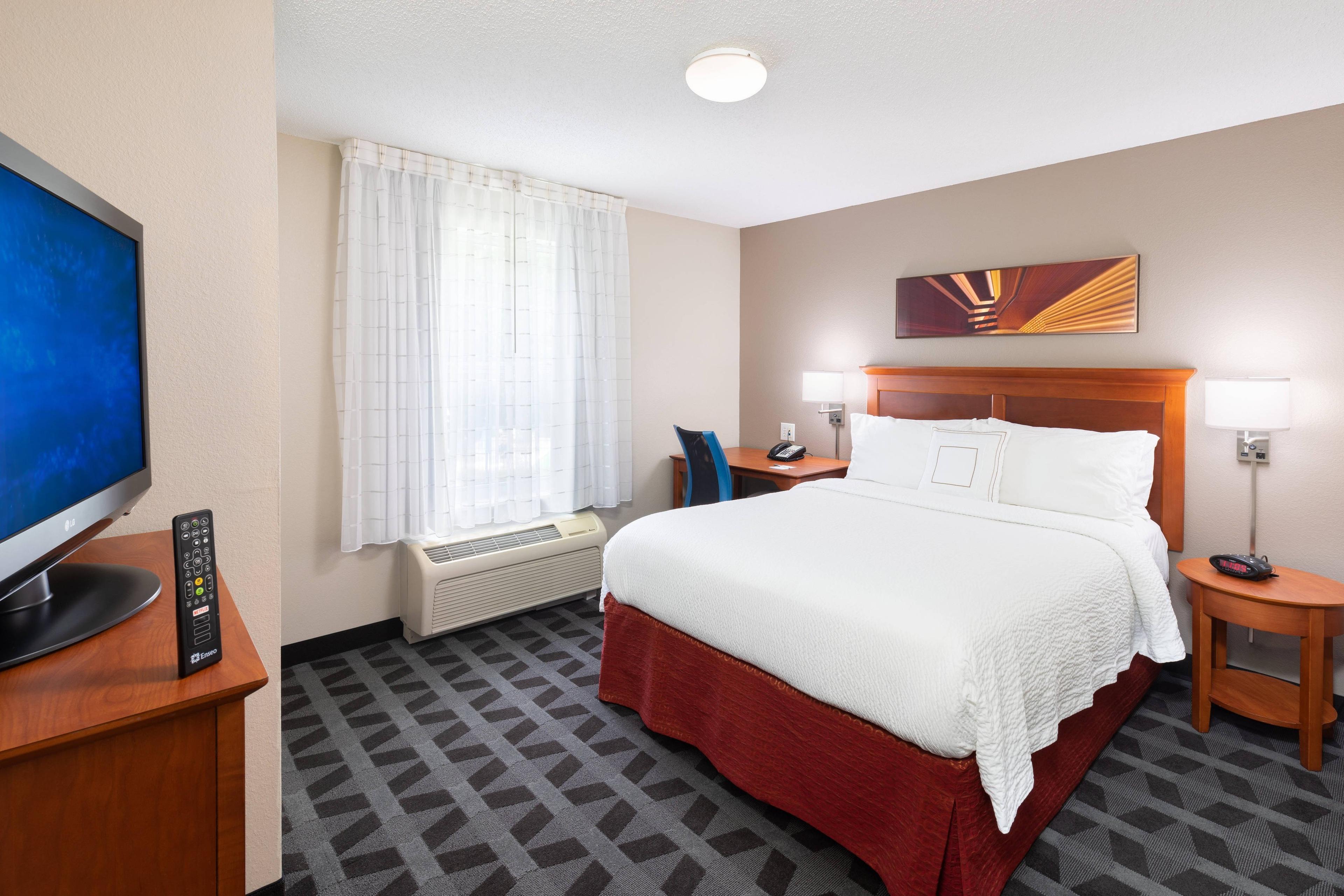 TownePlace Suites by Marriott Bowie Town Center