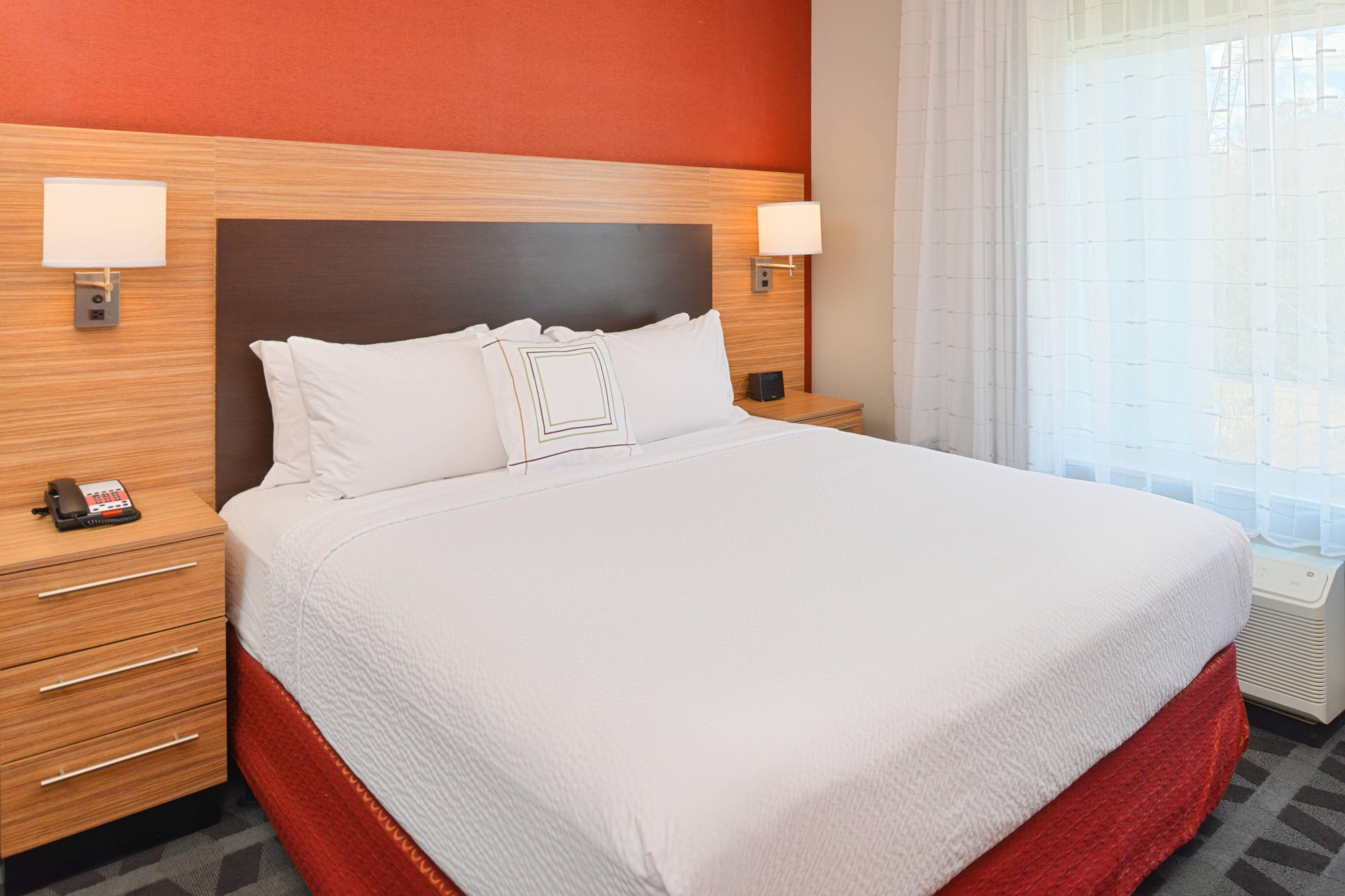 TownePlace Suites by Marriott Laplace
