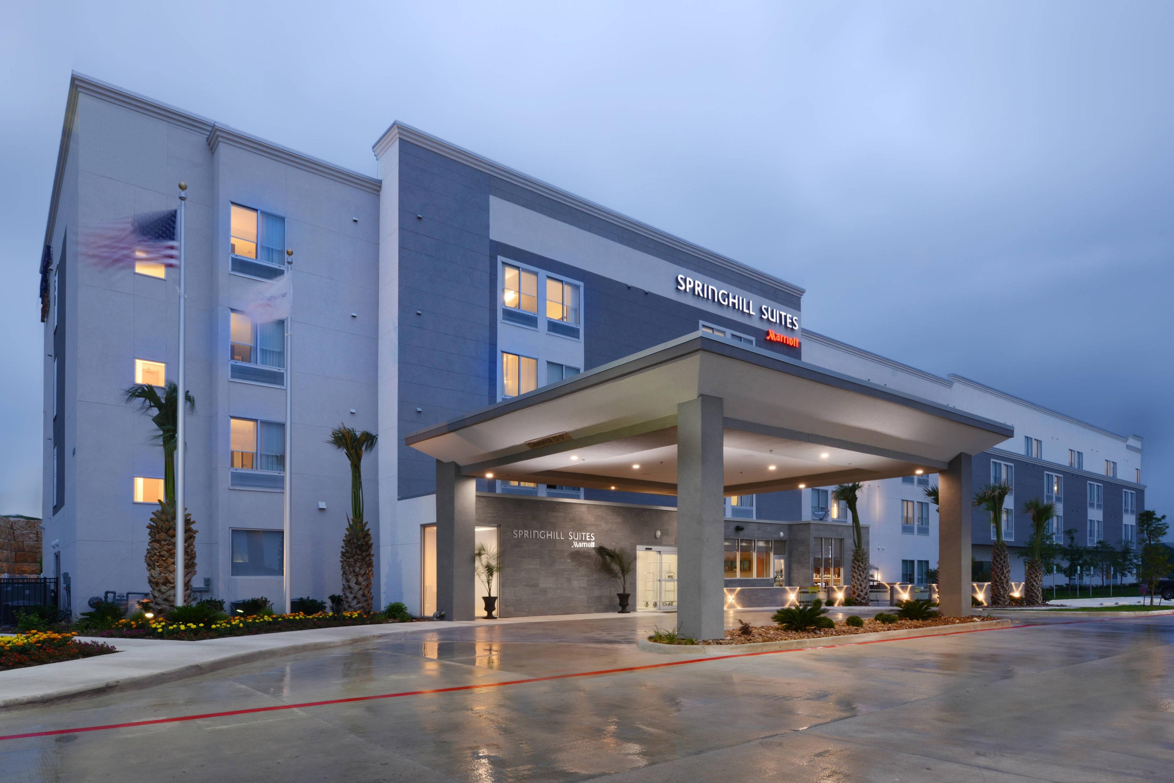 SpringHill Suites by Marriott San Antonio Northwest at The RIM