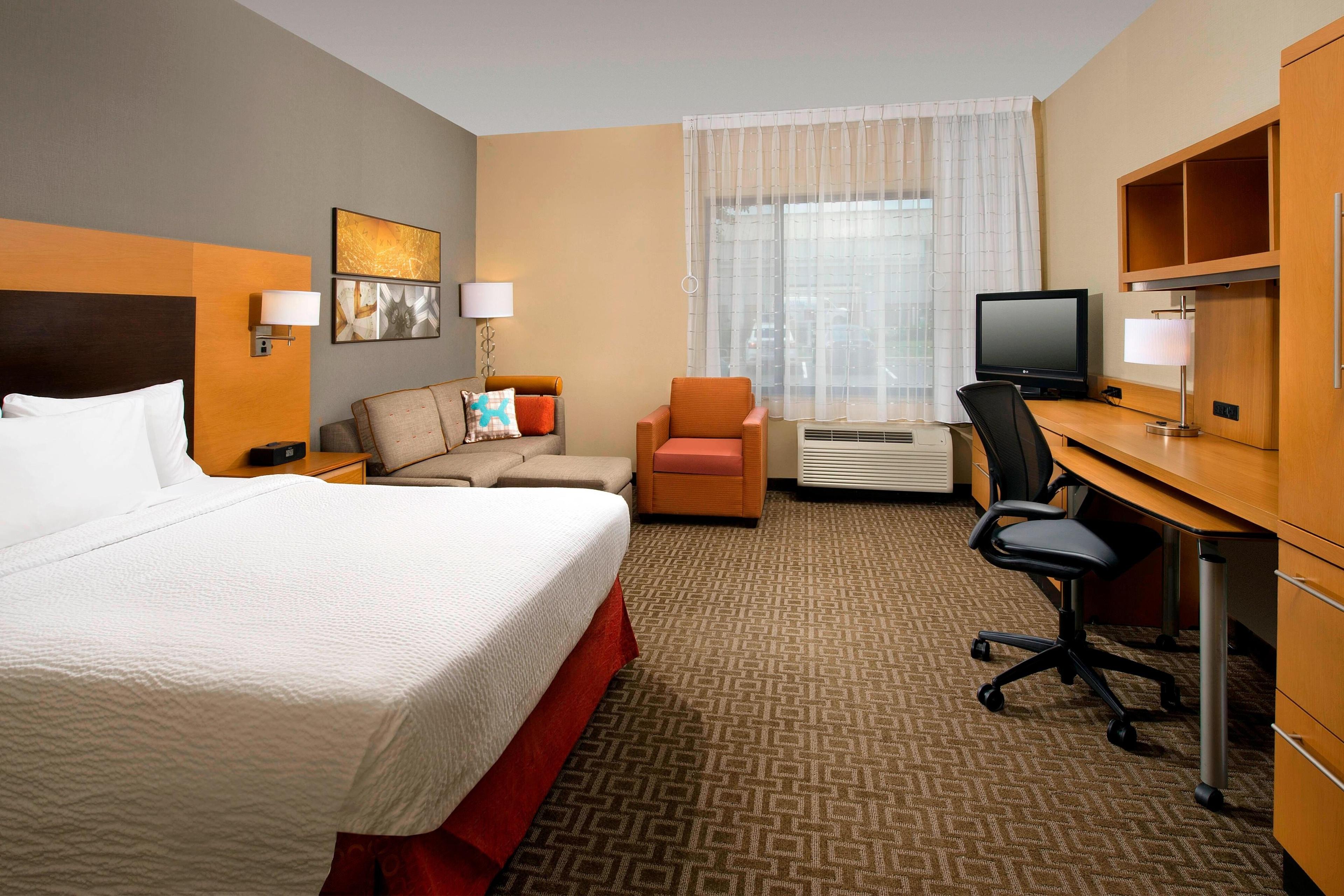 TownePlace Suites by Marriott Lexington Pk Patuxent River Naval Air Station