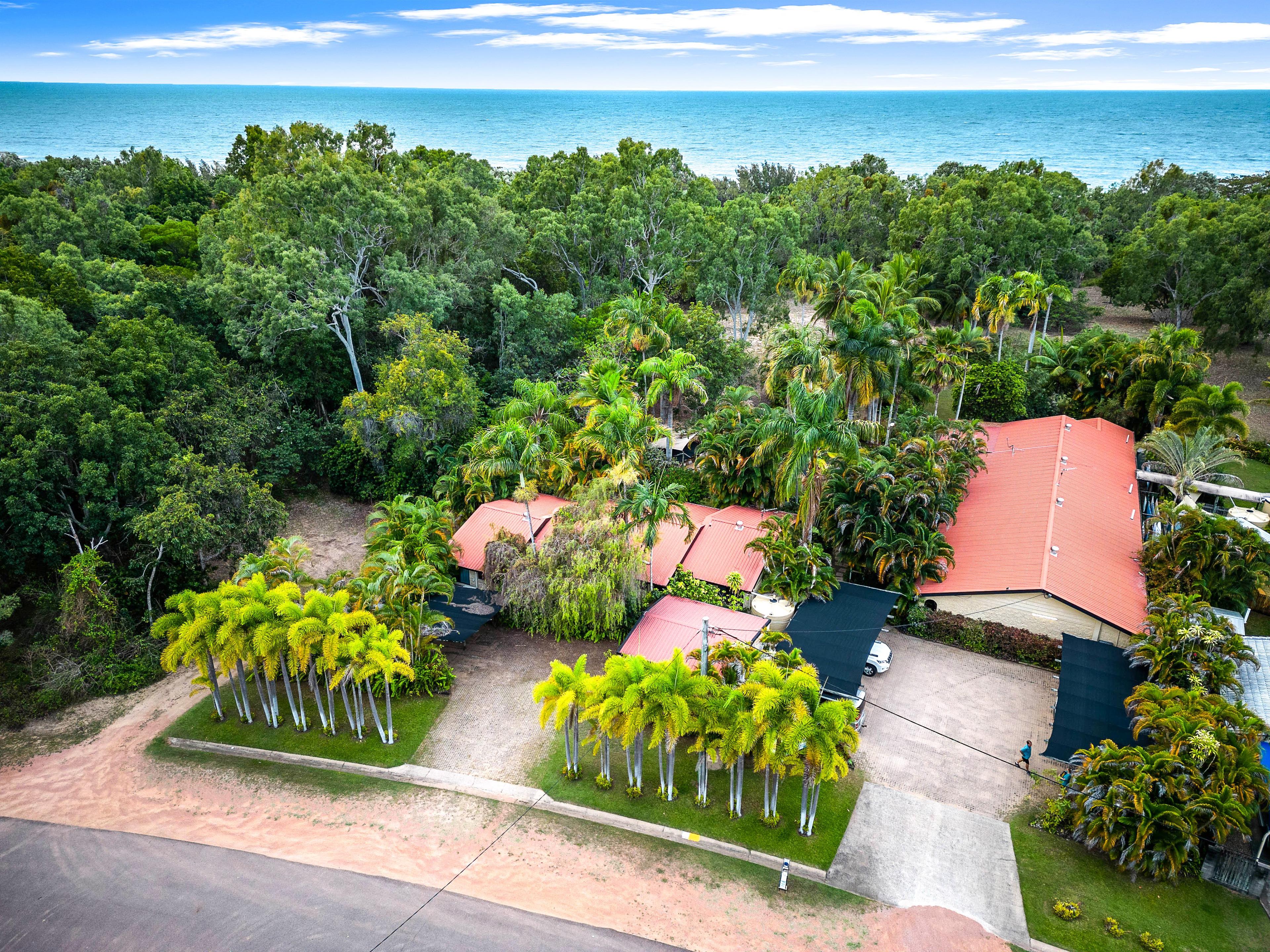 BALGAL BEACH UNITS