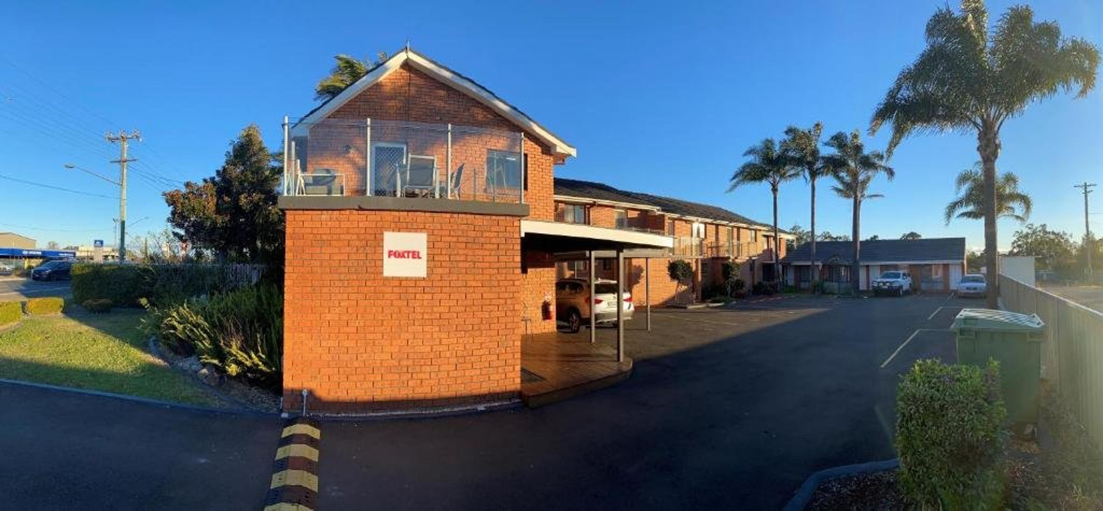AVALEEN LODGE MOTOR INN