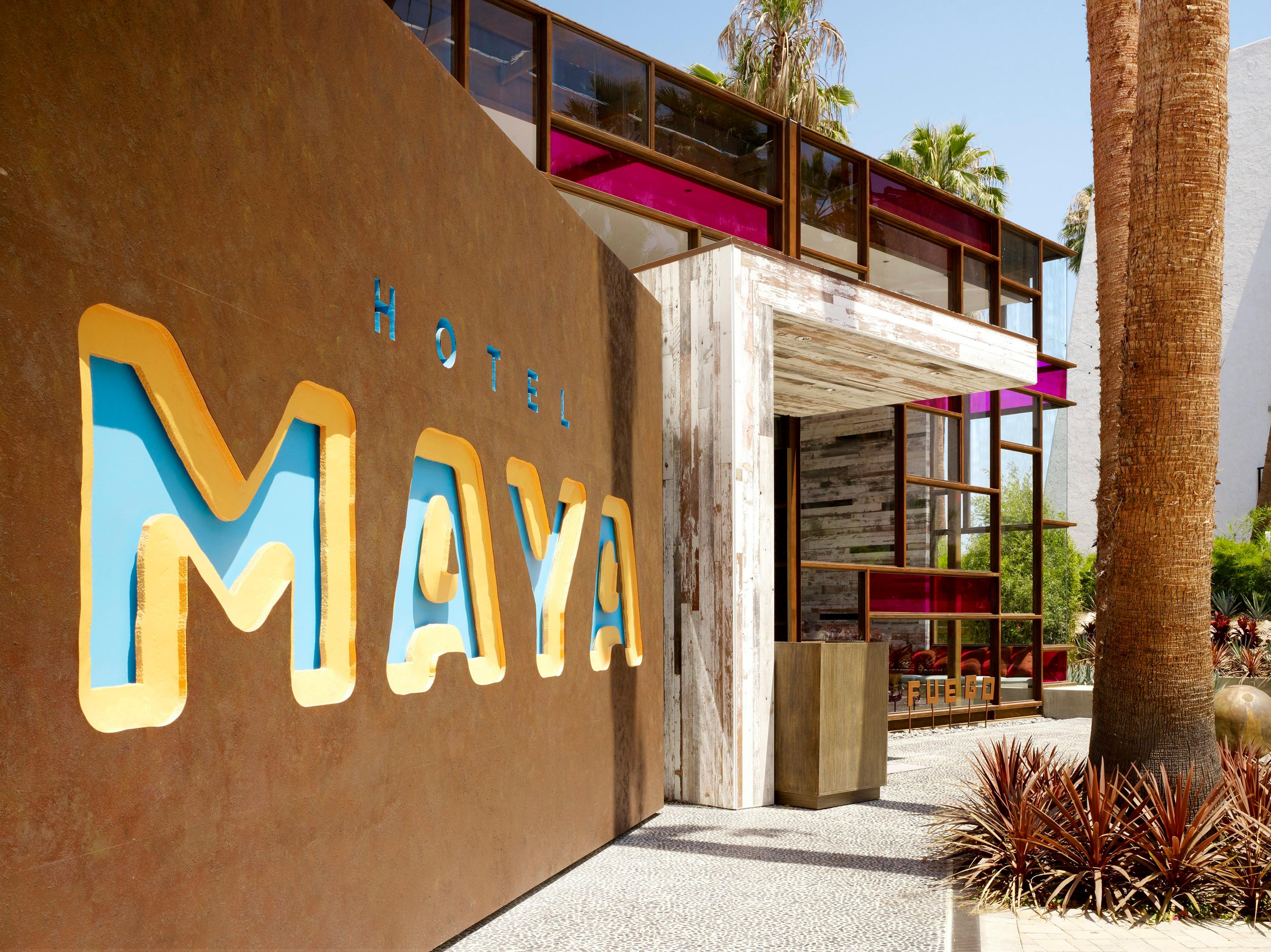 HOTEL MAYA - A DOUBLETREE BY HILTON