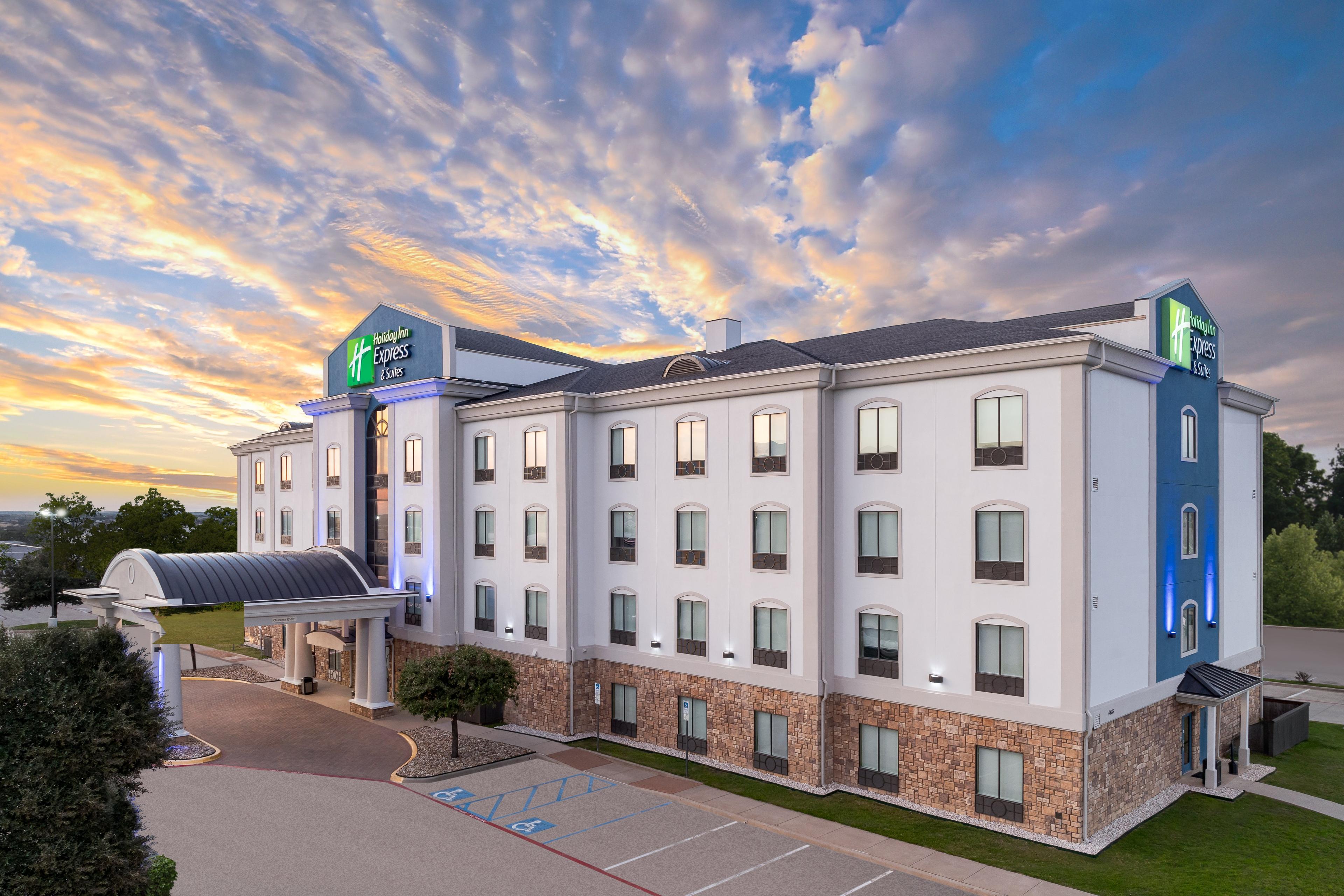 HOLIDAY INN EXP STES DENTON UN BY I