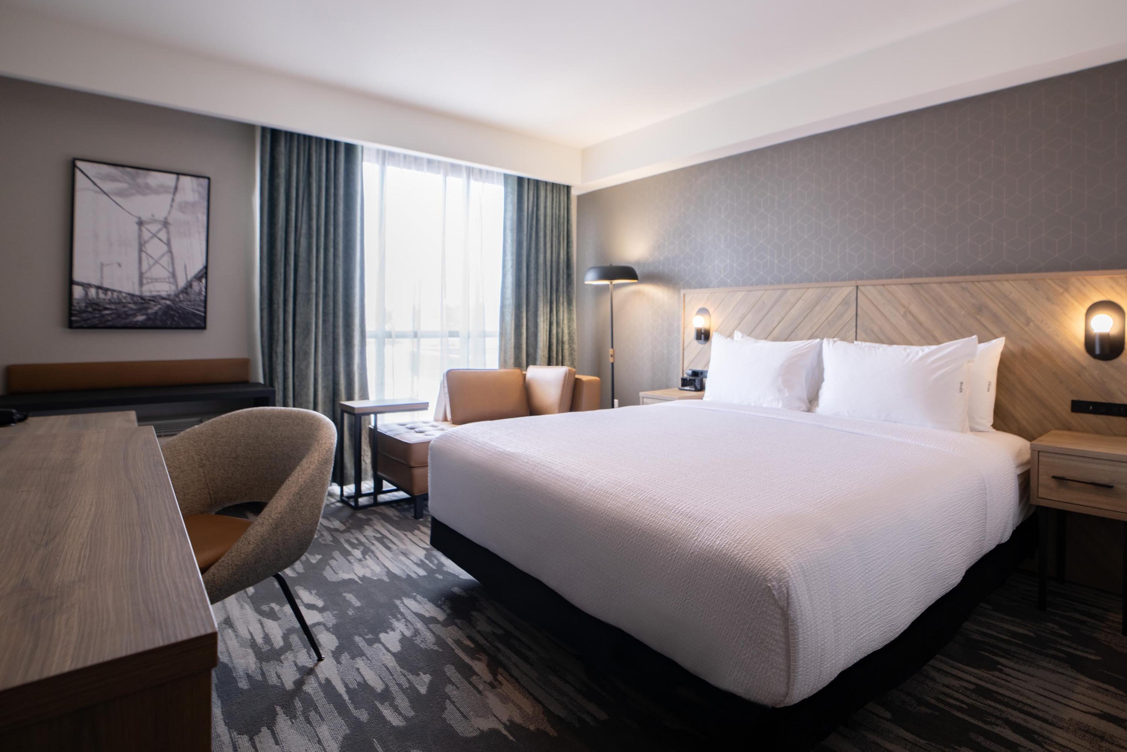 SANDMAN SIGNATURE DARTMOUTH HOTEL A