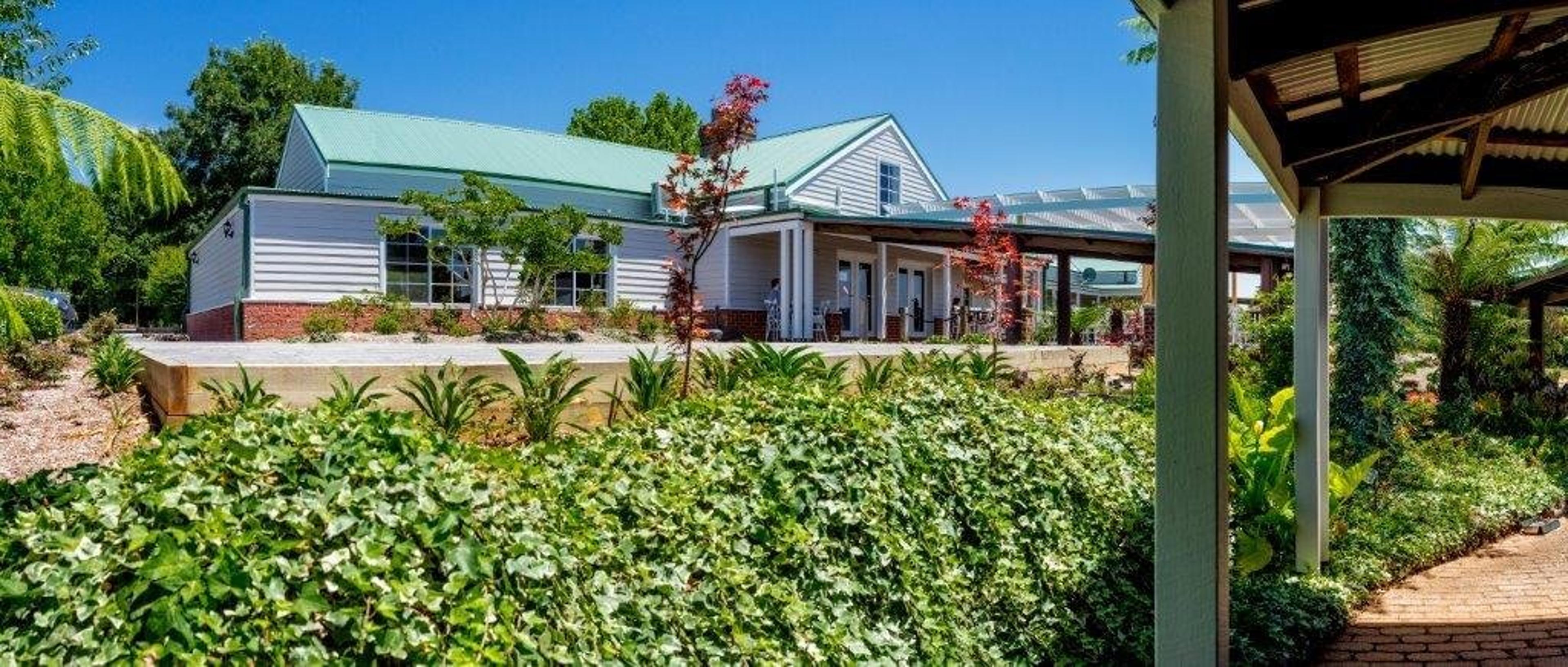 LOOKOUT MOUNTAIN RETREAT