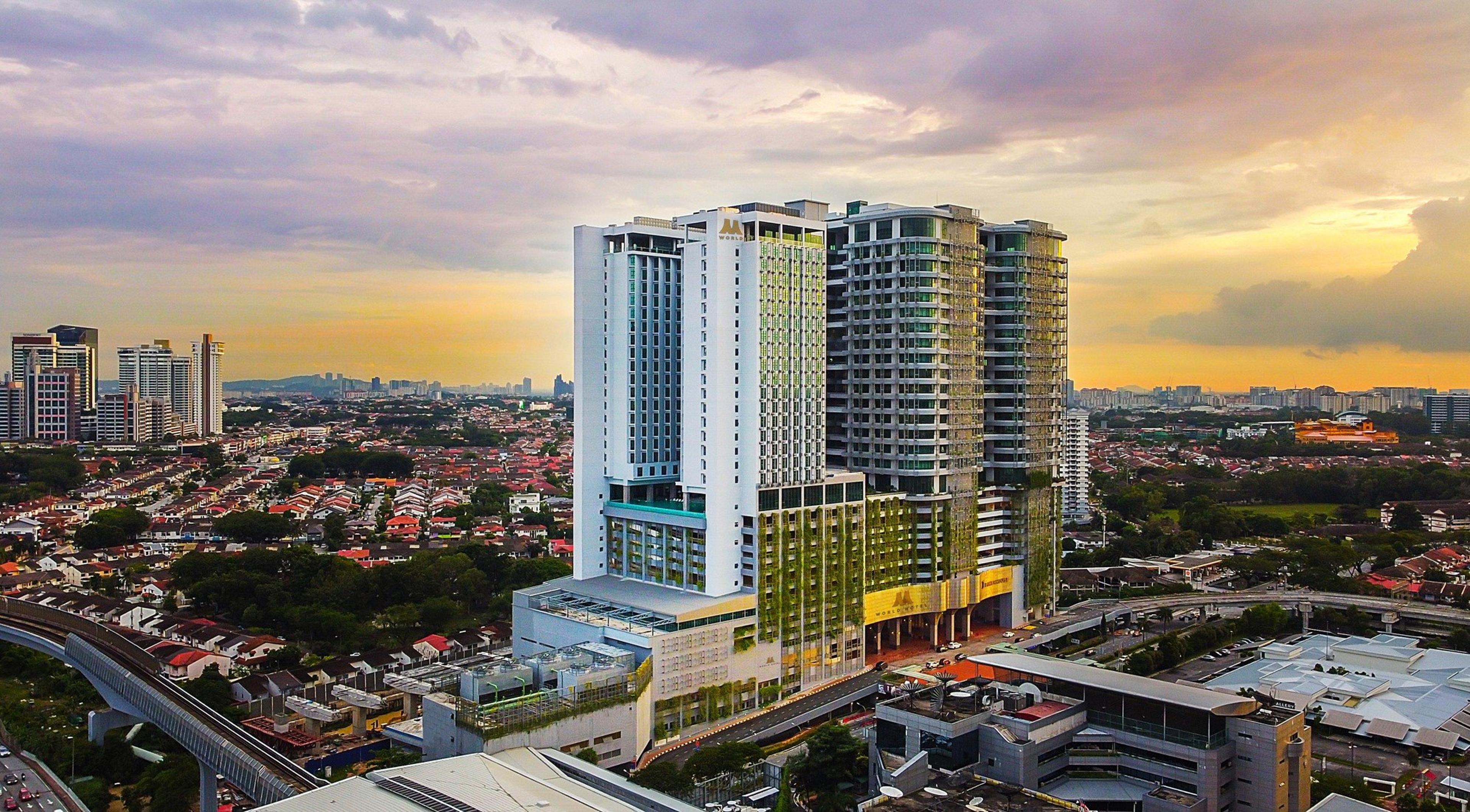 M World Hotel
