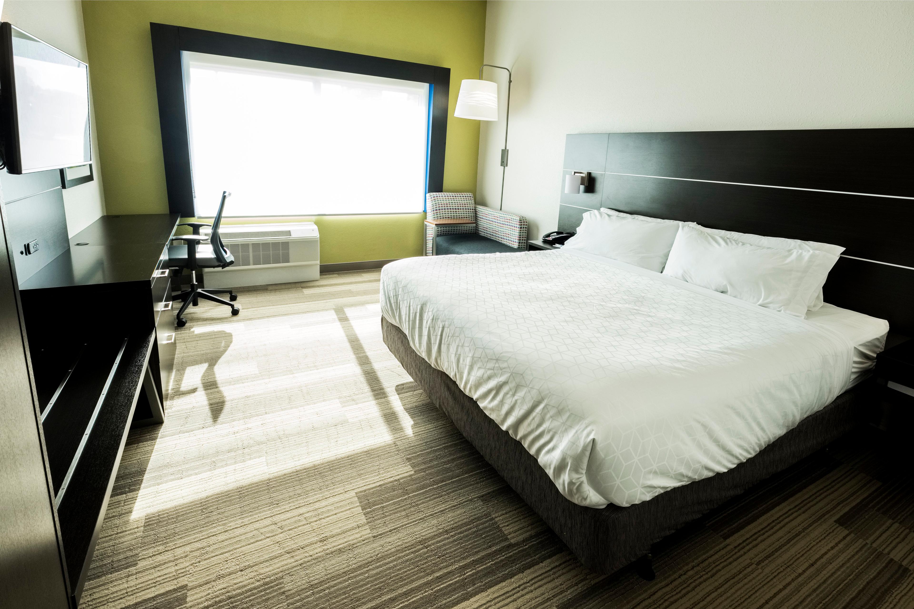 HOLIDAY INN EXP STES COMMERCE BY IH