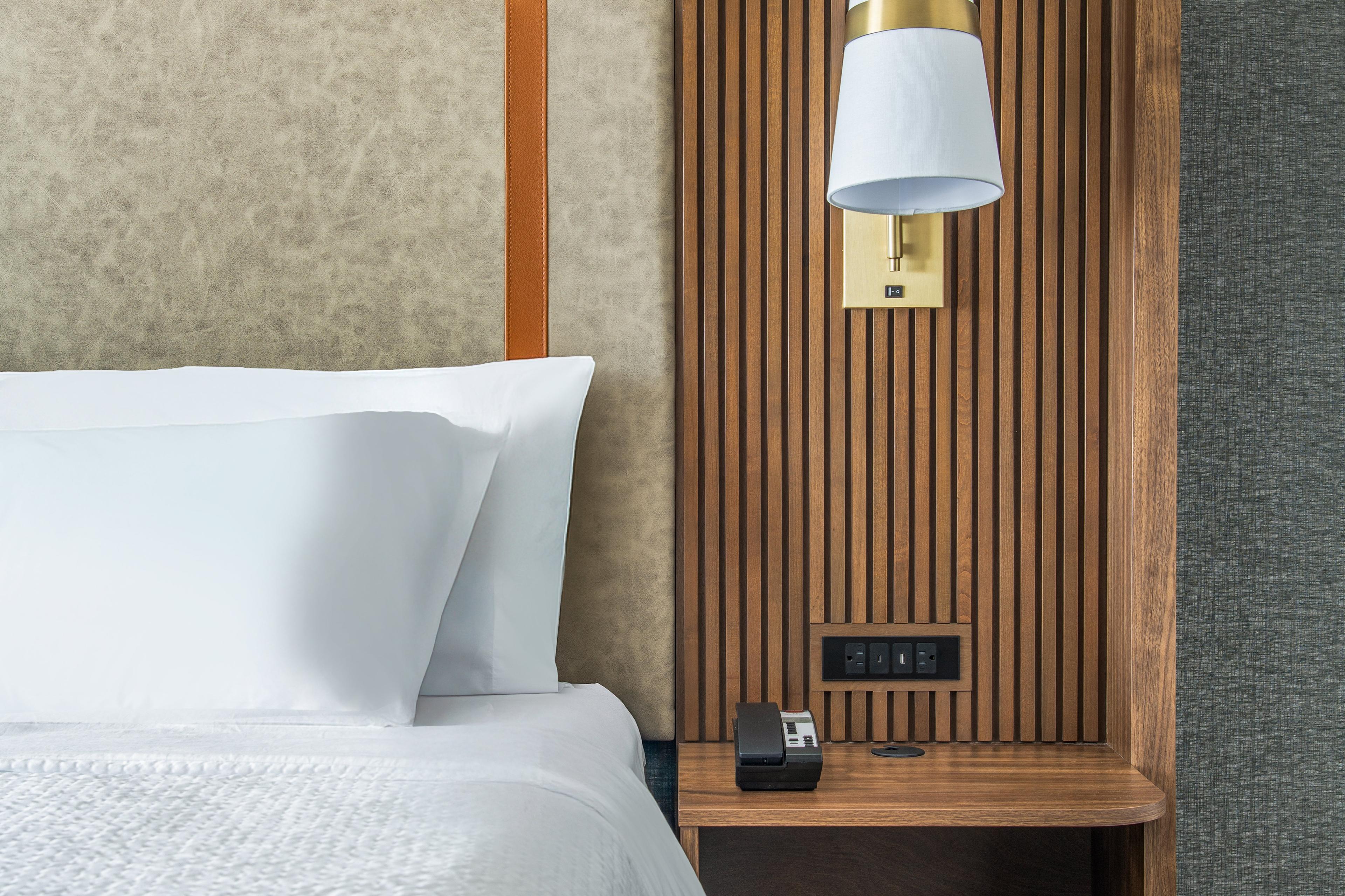 HOLIDAY INN TORRANCE BY IHG