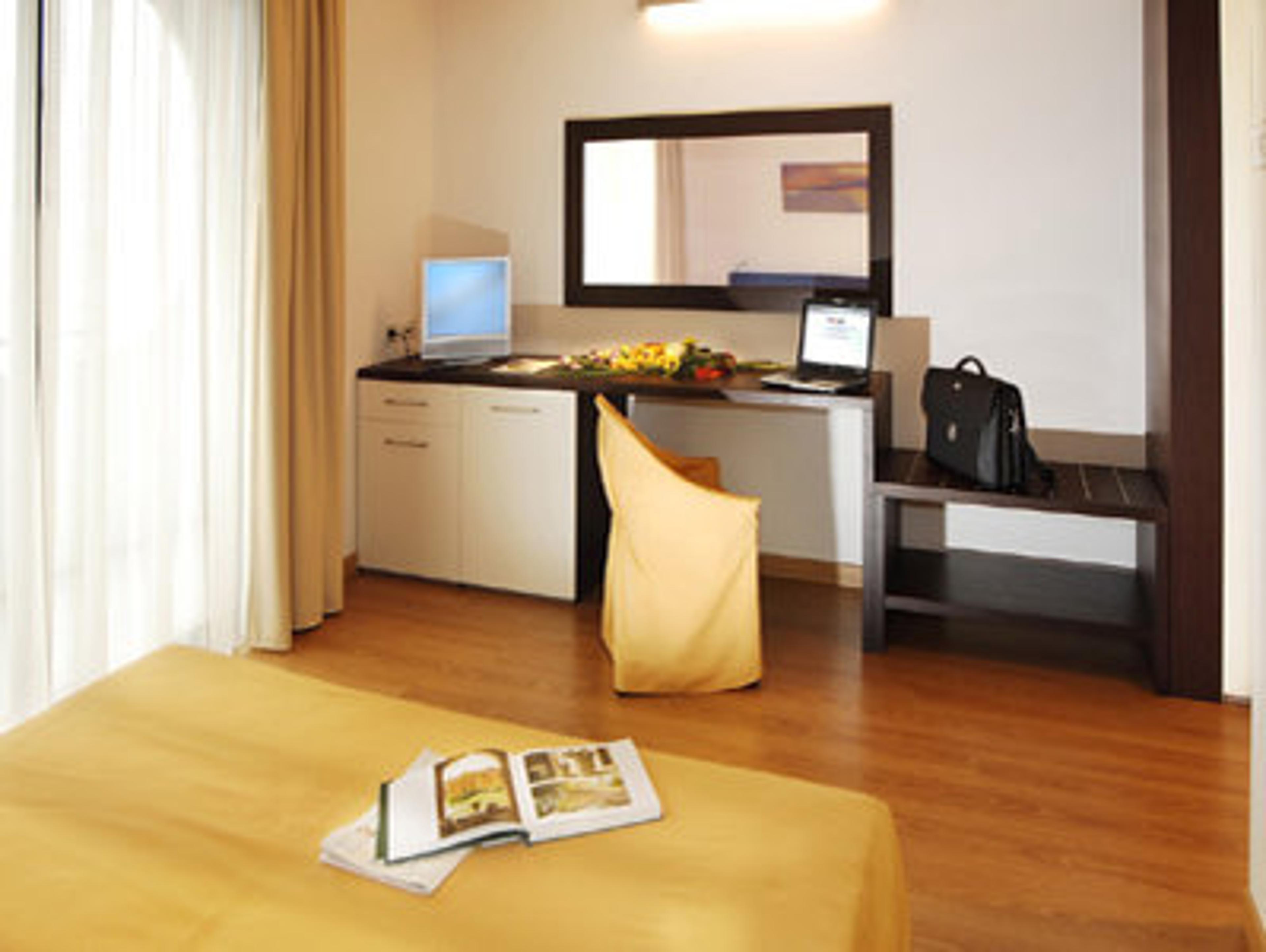 HOTEL CASTELLI