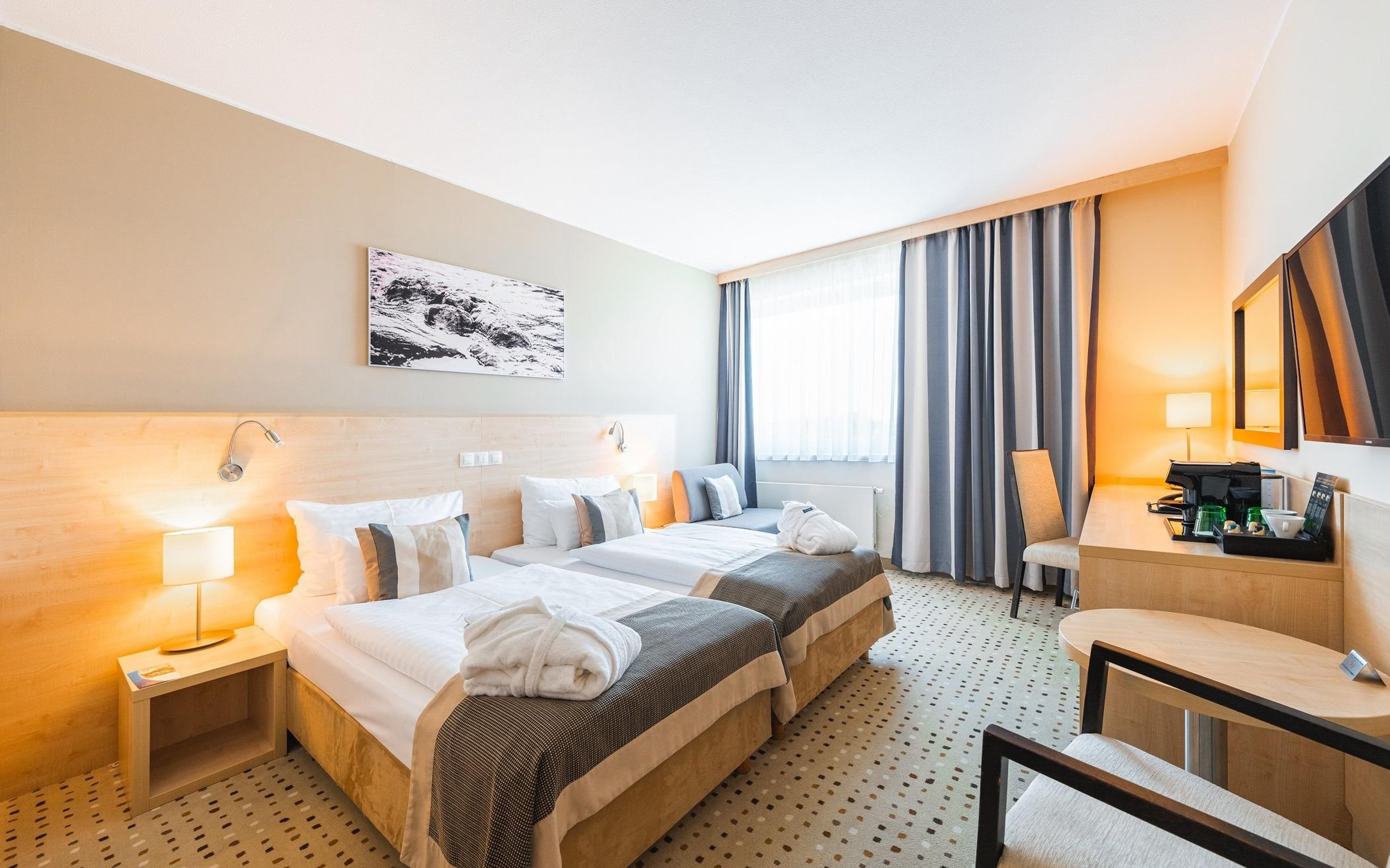 AQUAPALACE HOTEL