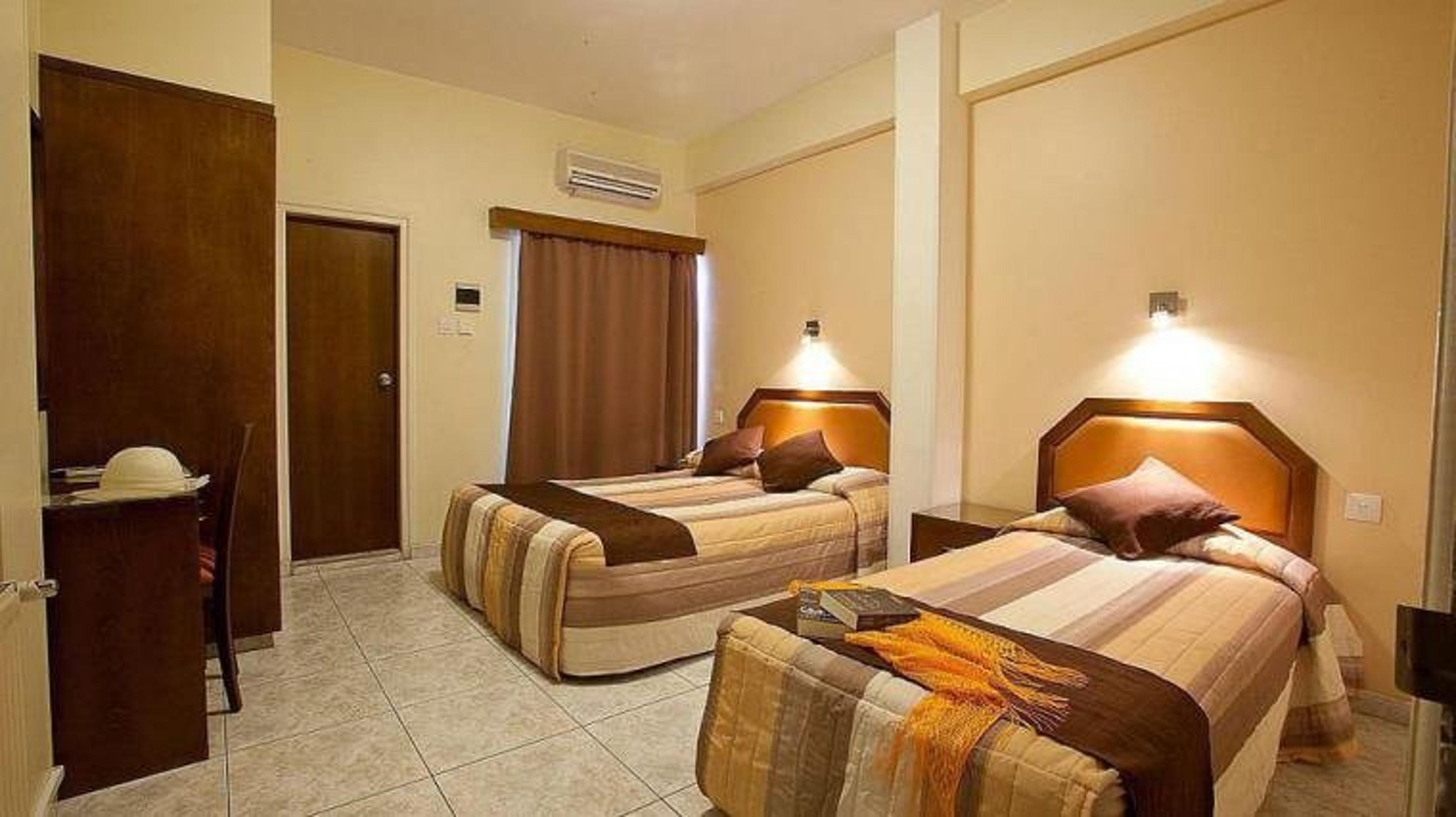 PYRAMOS HOTEL