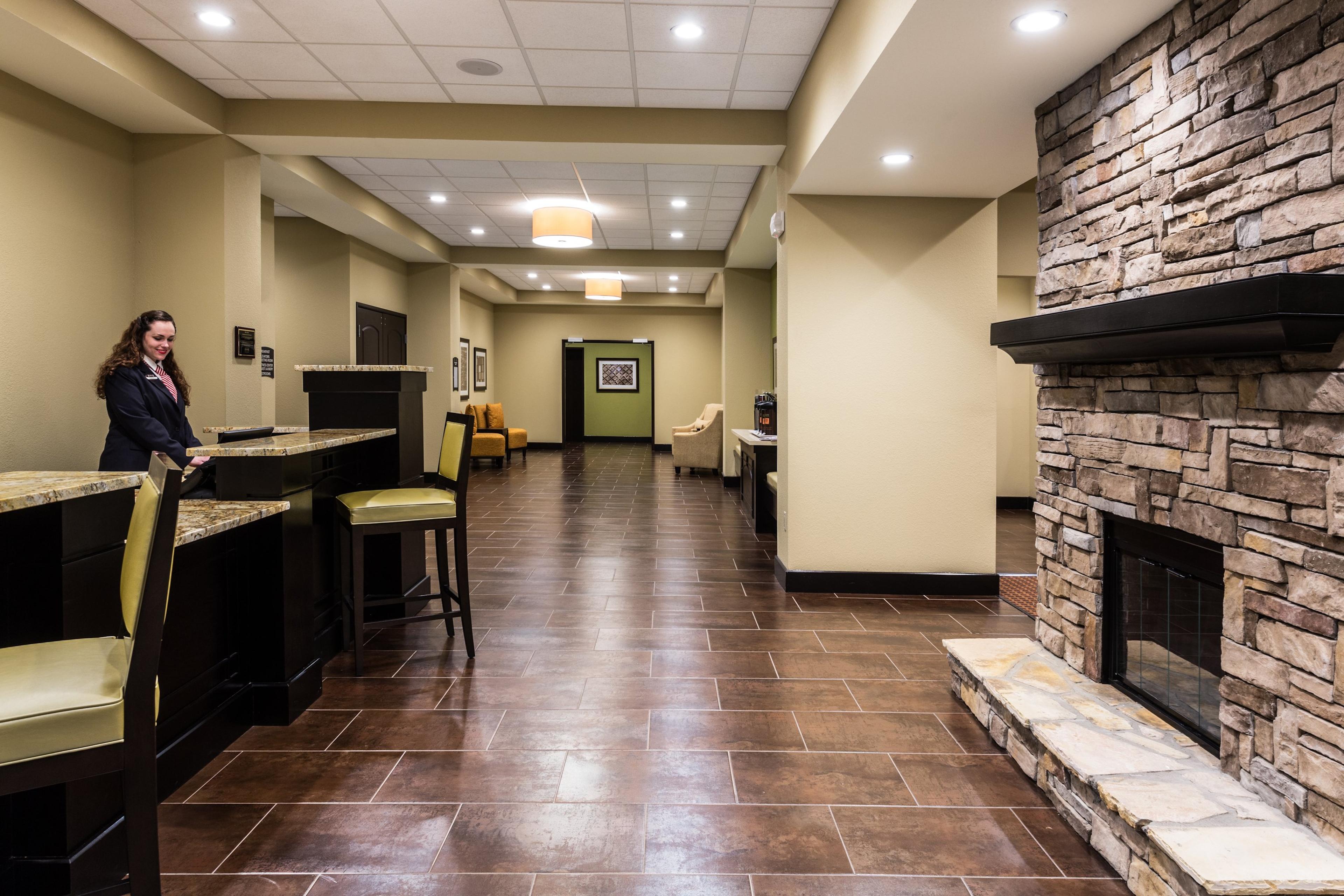 STAYBRIDGE SUITES HAPEVILLE