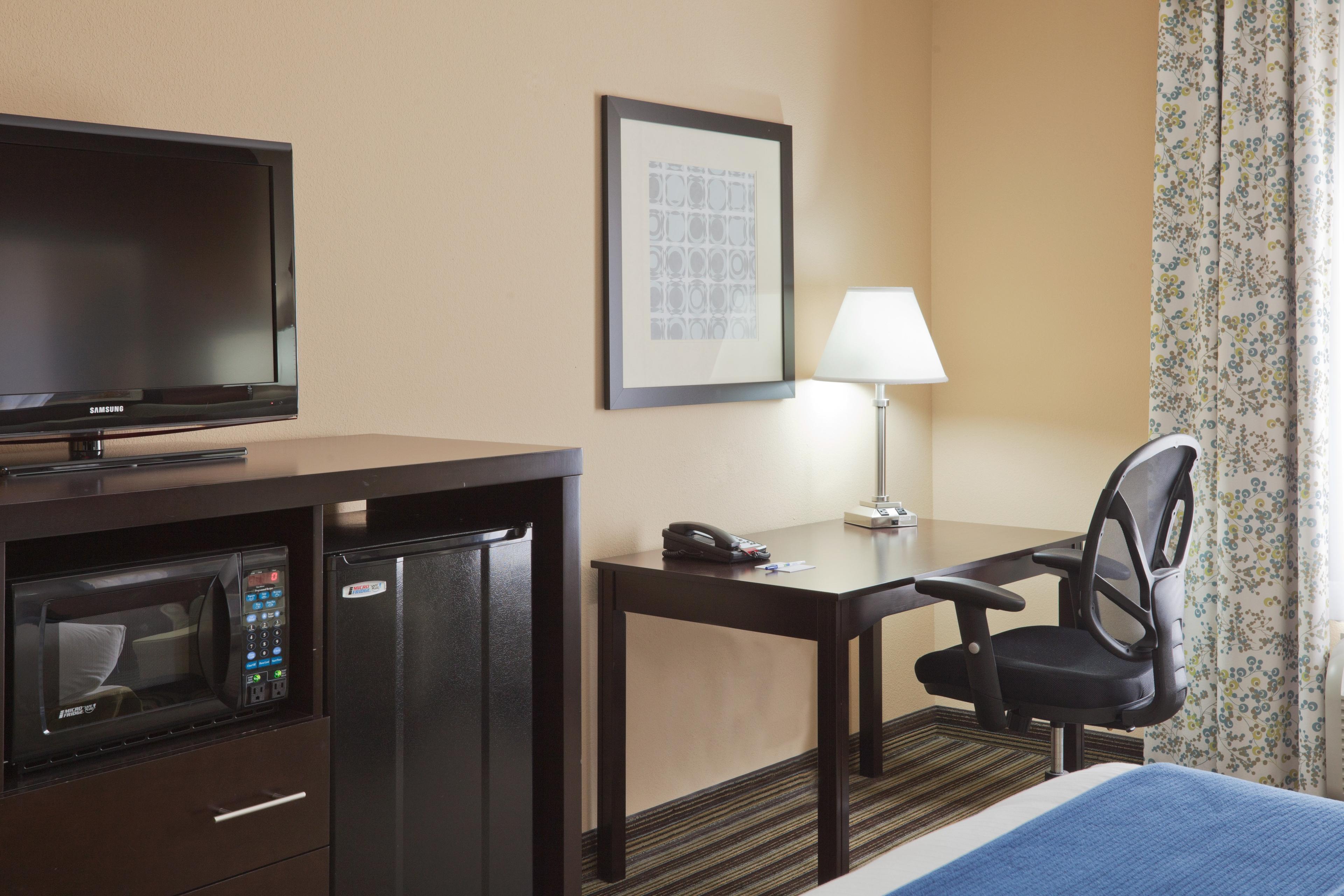 HOLIDAY INN EXPRESS COLUMBIA BY IHG