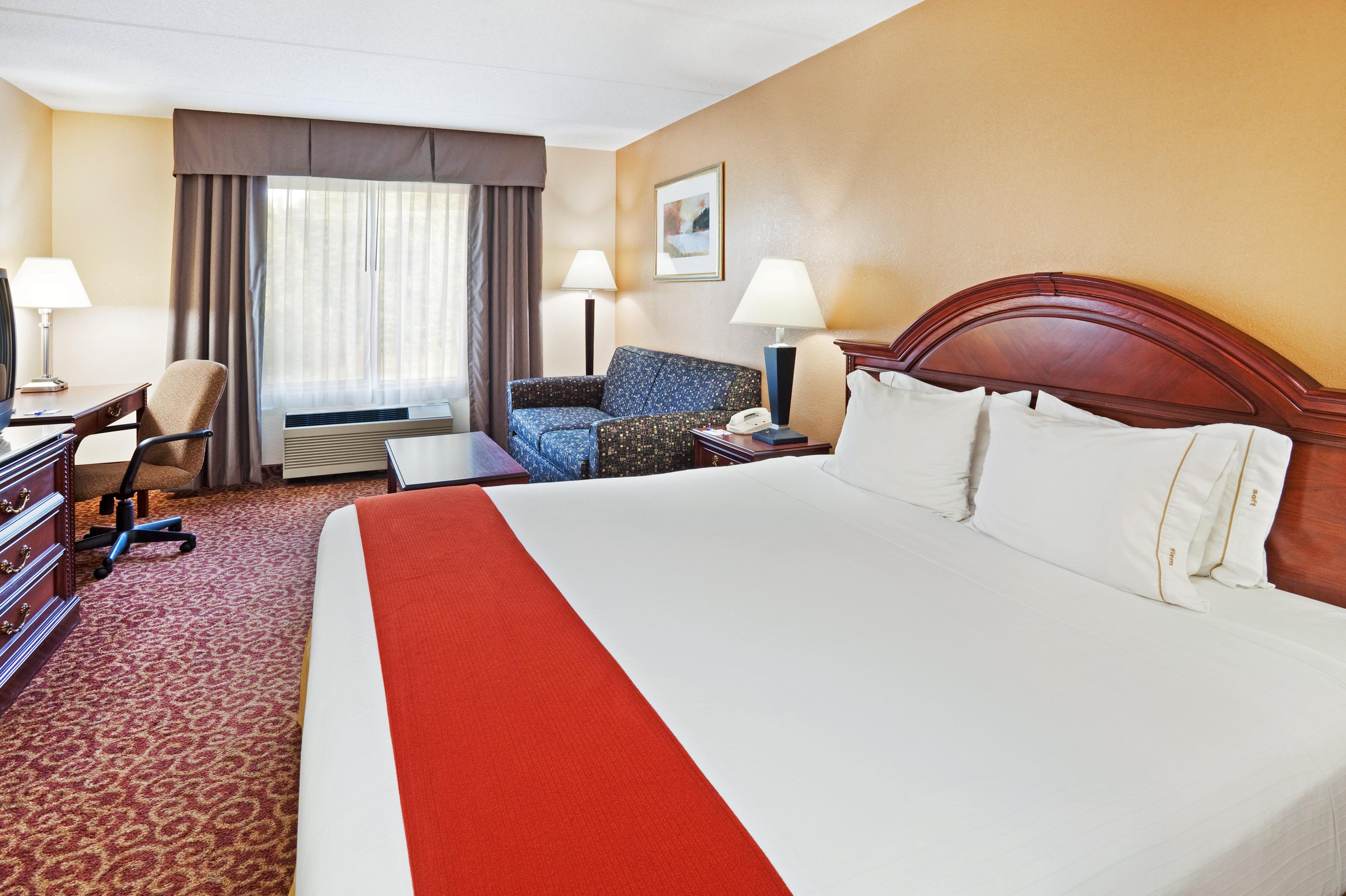 HOLIDAY INN EXP STES SHELBY EA BY I
