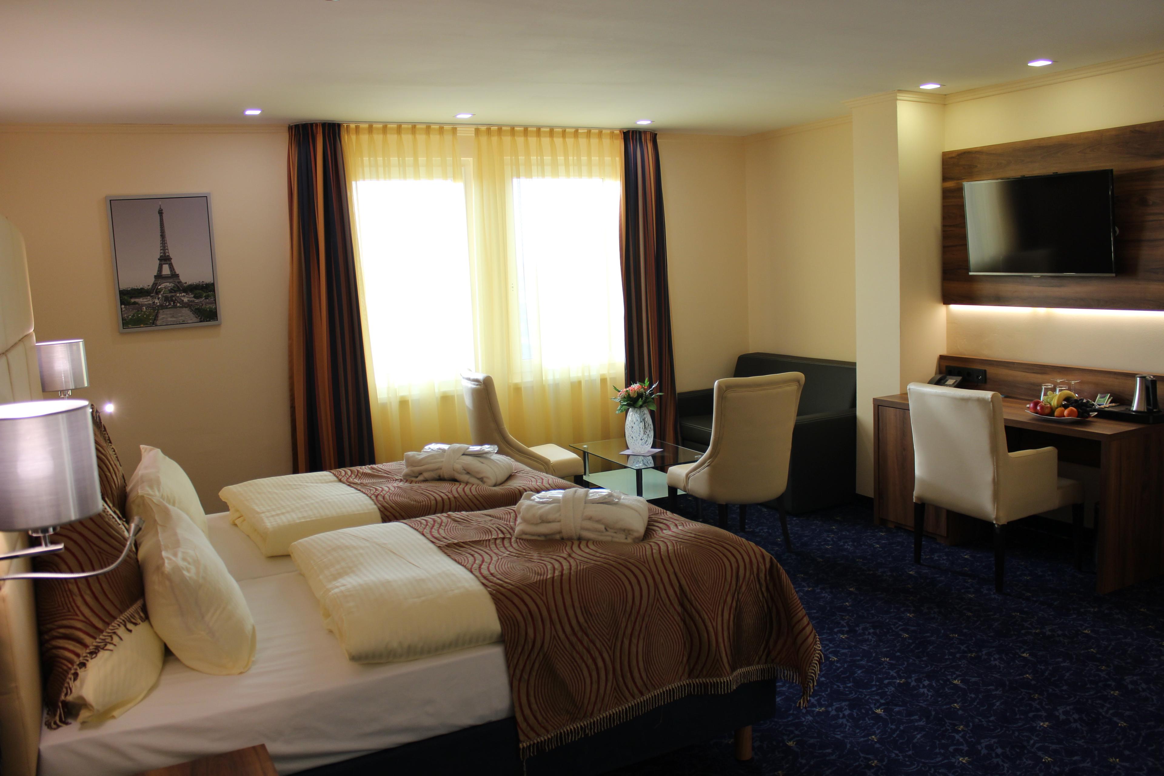 GRAND HOTEL EMPIRE