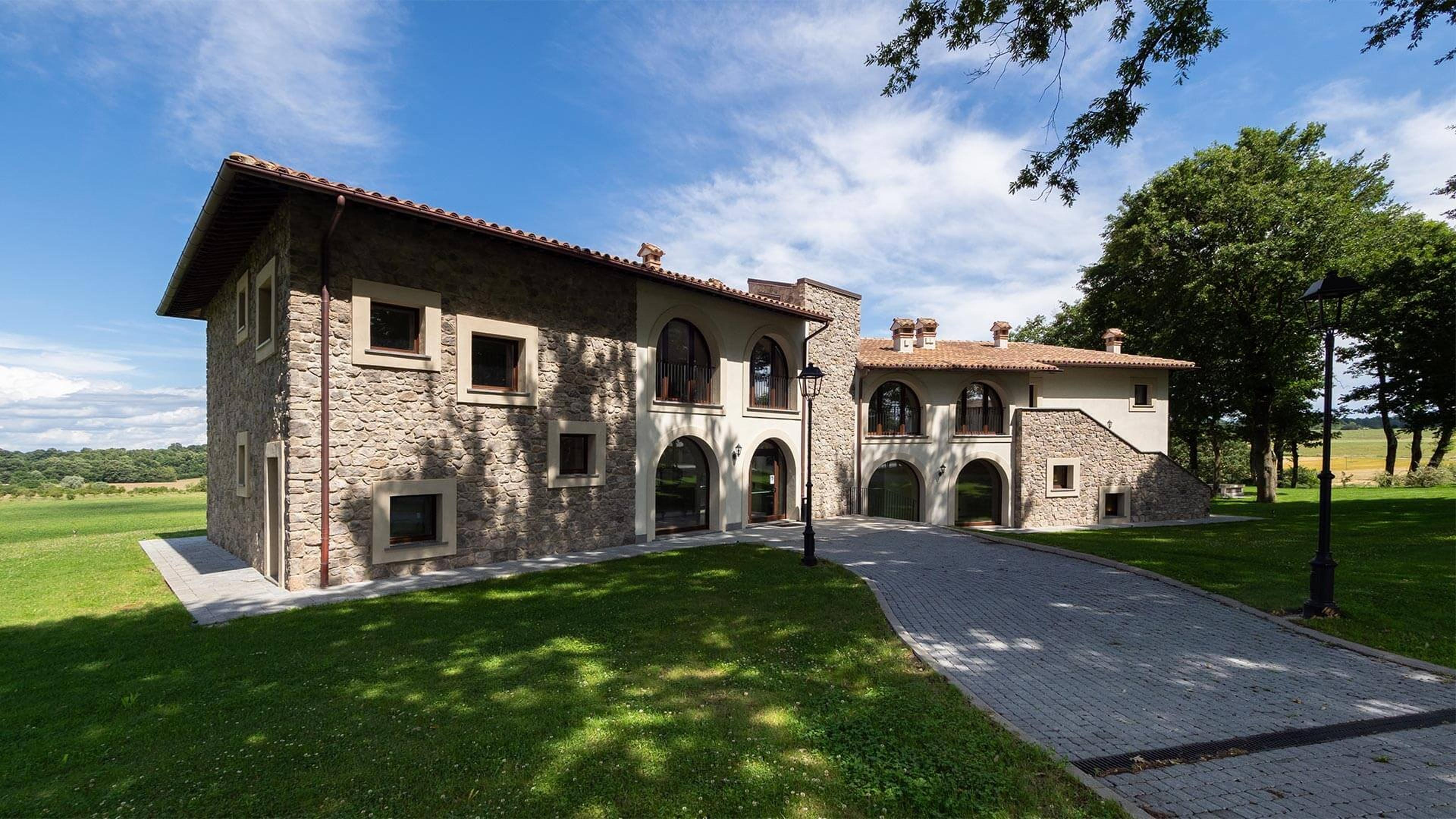 BORGO LA CHIARACIA RESORT AND