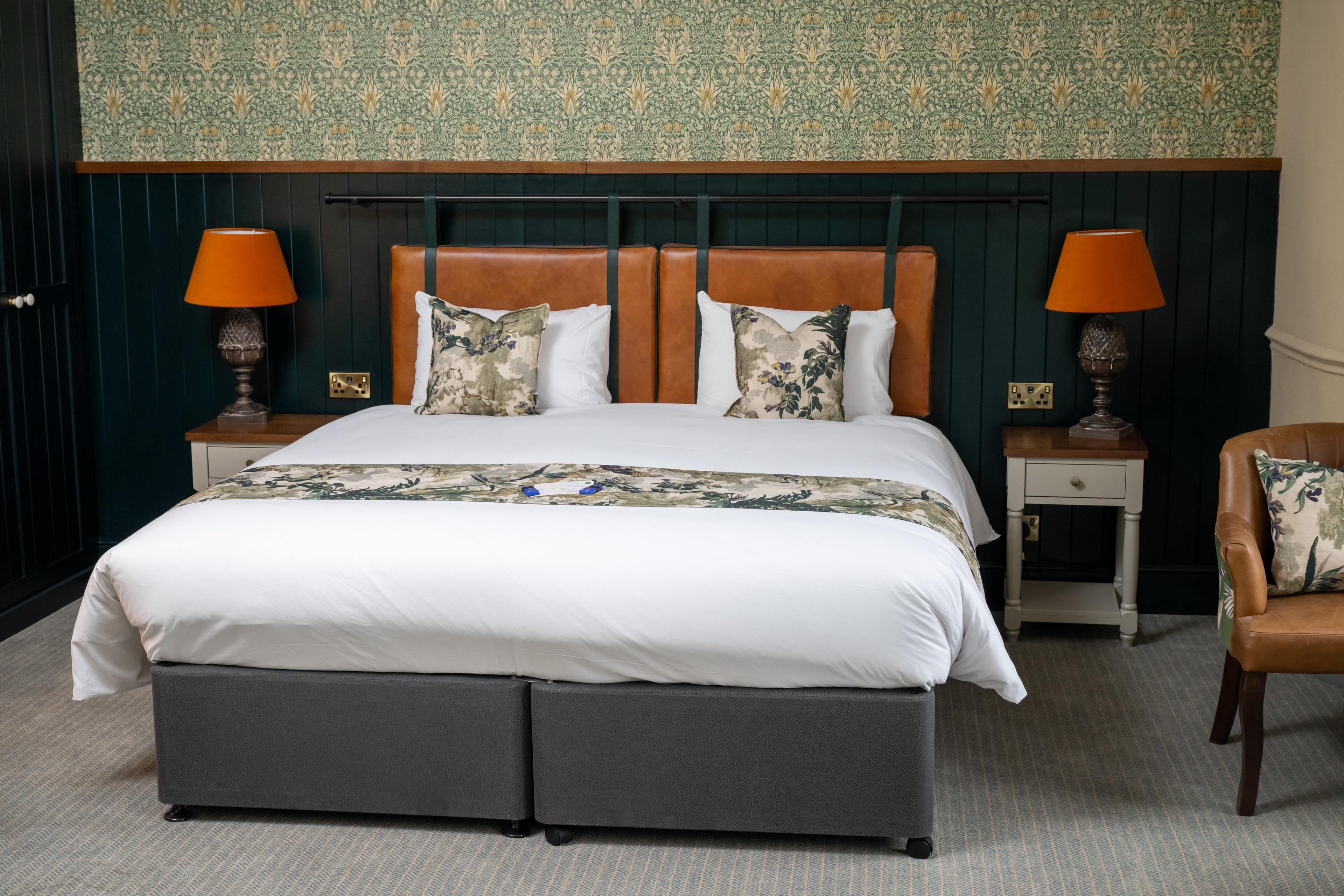 Wheatsheaf Hotel