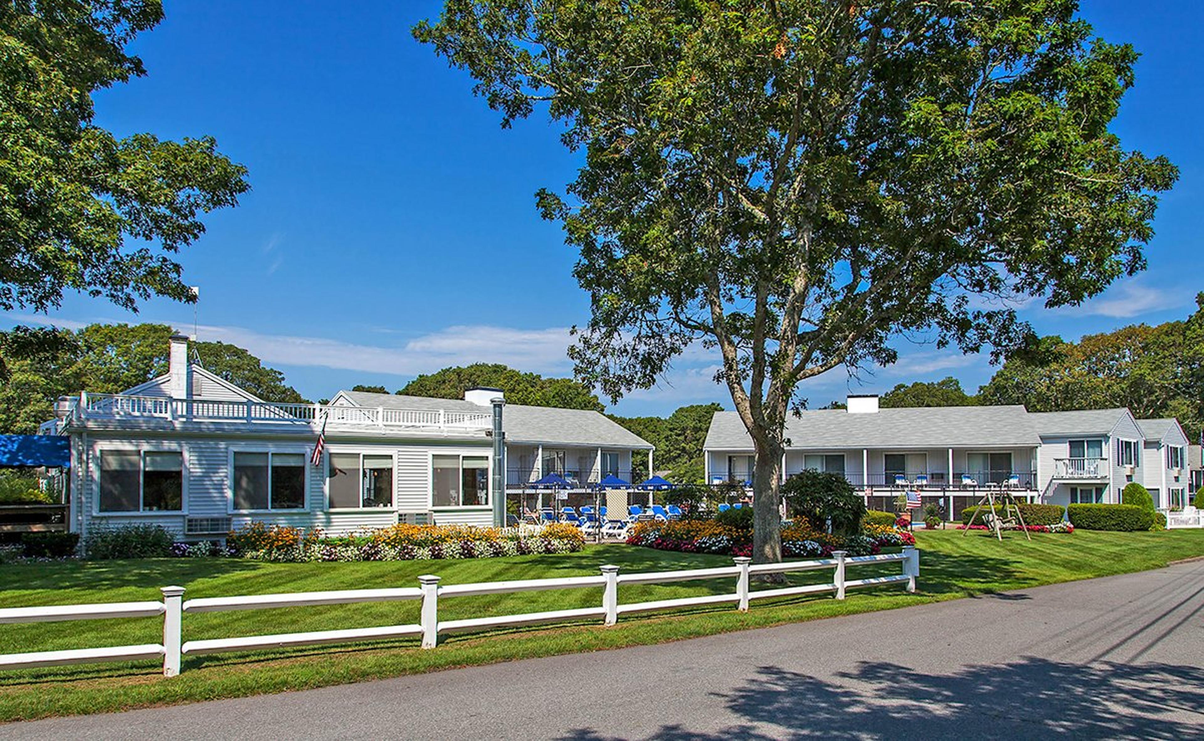 BLUE ROCK RESORT