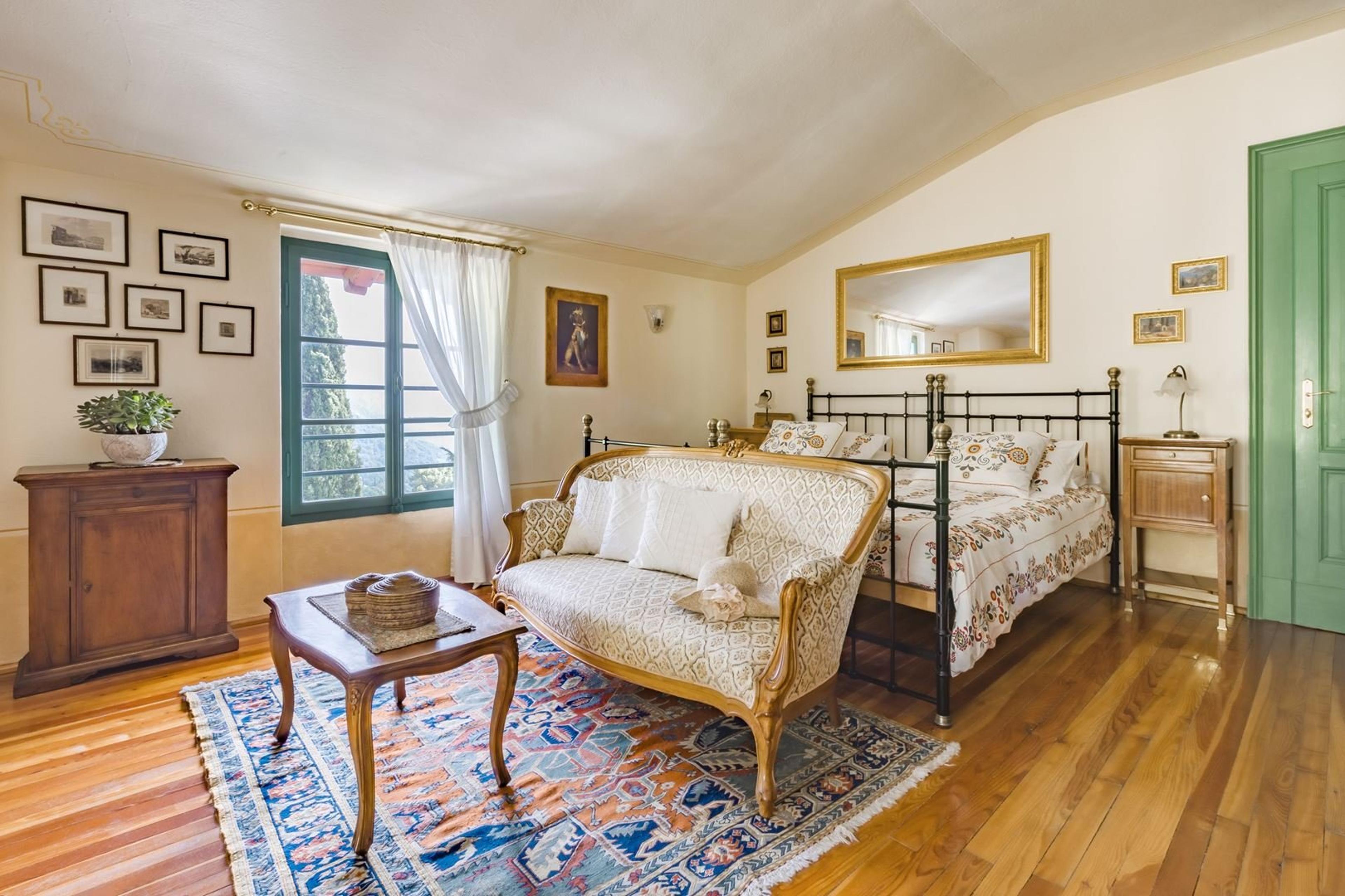 HOTEL VILLA SOSTAGA