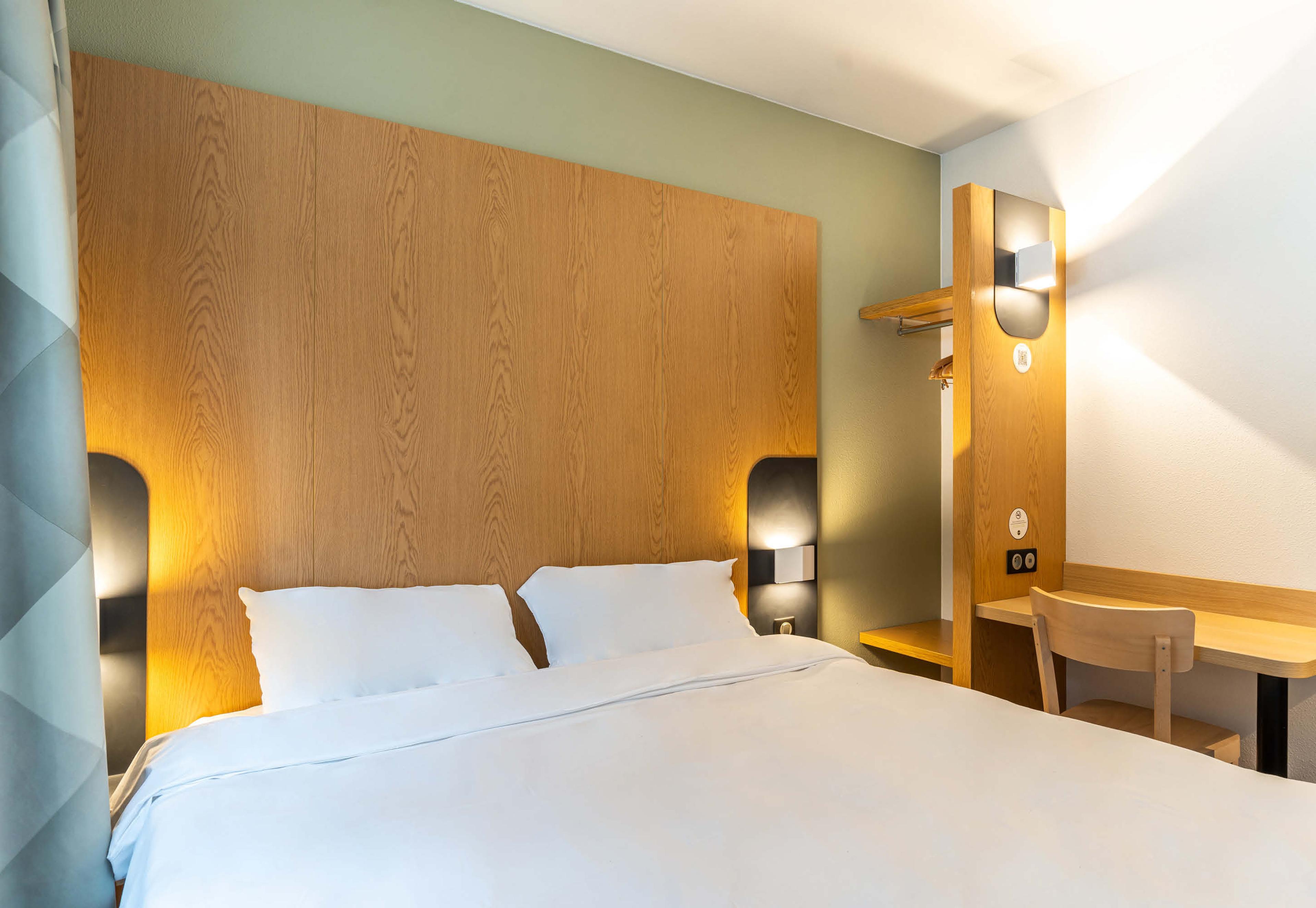 B&B HOTEL AIX EN PROVENCE LE THOLON