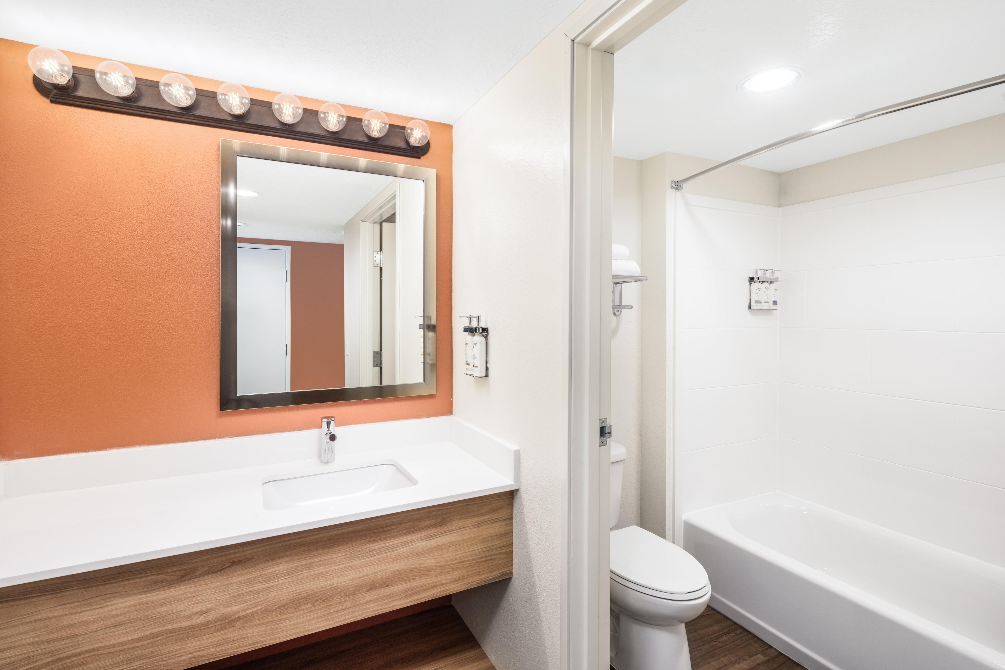 HOLIDAY INN RESORT MESQUITE BY IHG