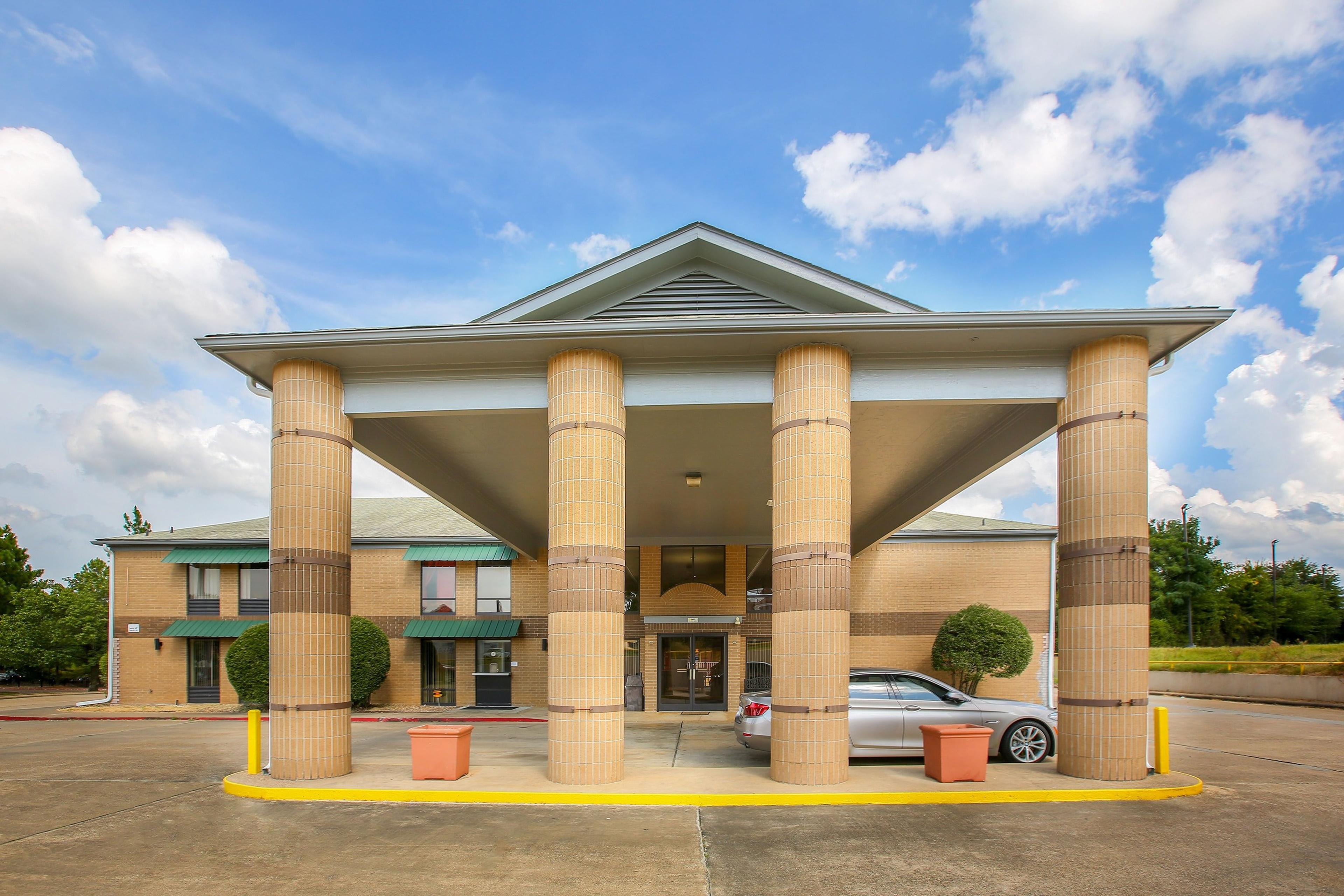 OYO HOTEL TEXARKANA TRINITY AR