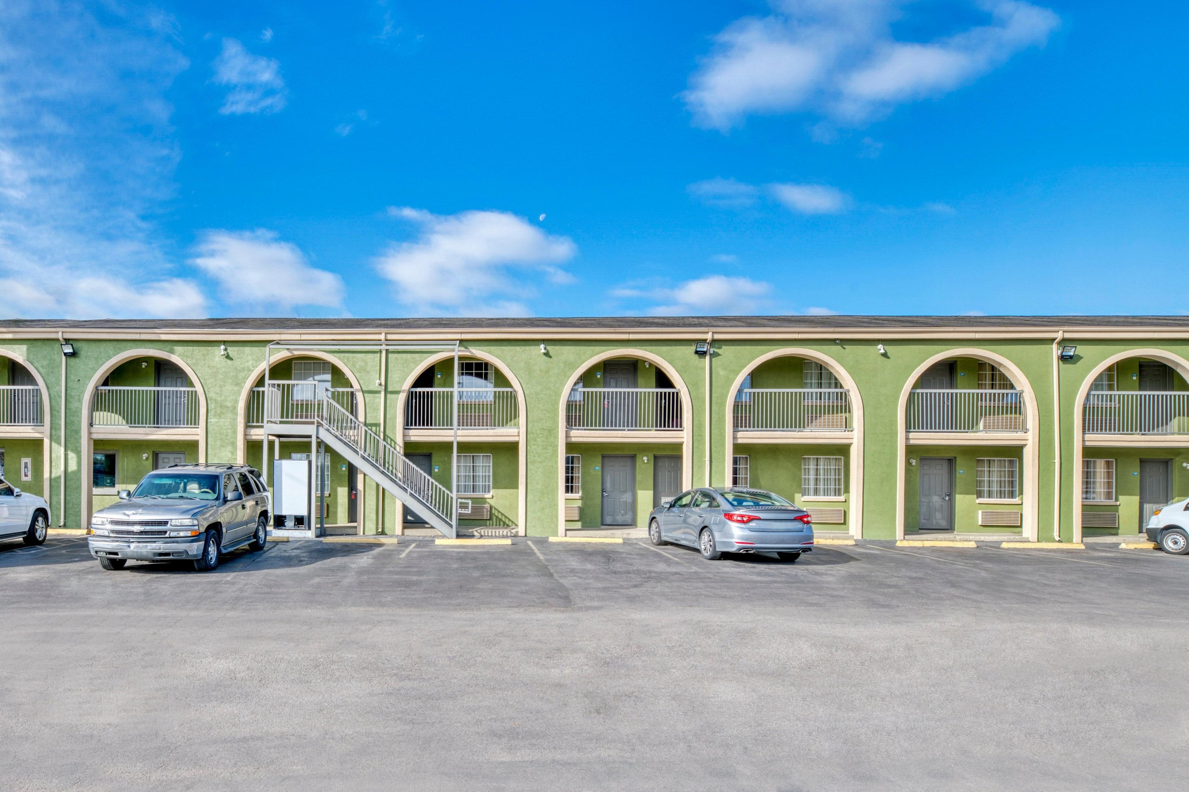 OYO HOTEL CHANNELVIEW I 10